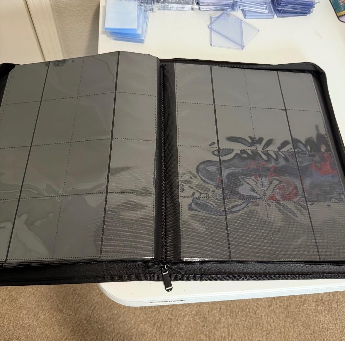 Premium 1000+ Pockets Card Binder, 16-Pocket Ringless Trading Card Album Folder - Side Loading UltraSonic-161024 Tech Zip Binder (Black) customer photo 1