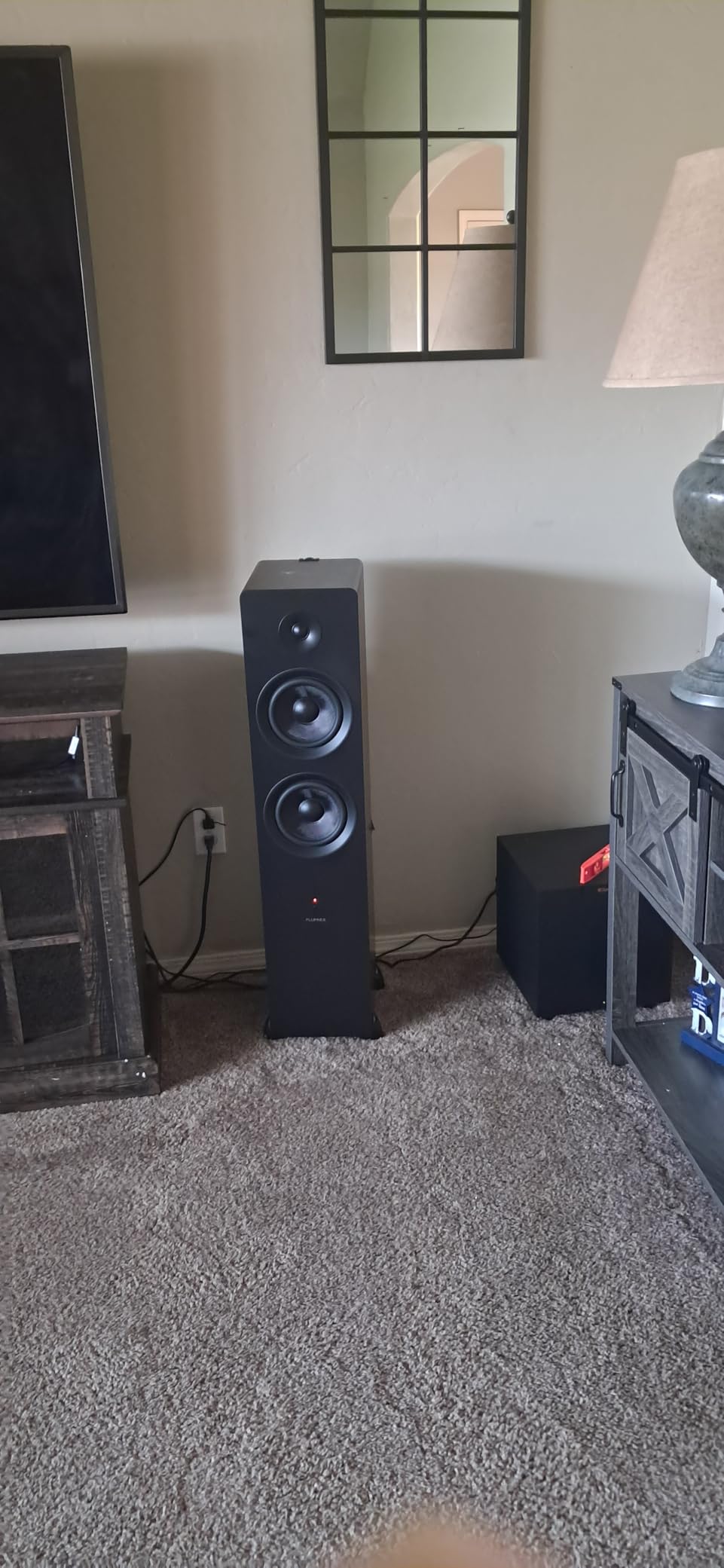 Fluance Ai81 Elite Powered 2-Way Floorstanding Tower Speakers, 150W Built-in Amplifier for 2.0 Stereo Music & Movie Listening, TV, Turntable, PC & Bluetooth - 2x RCA, Optical, Sub Out (Natural Walnut) customer photo 1