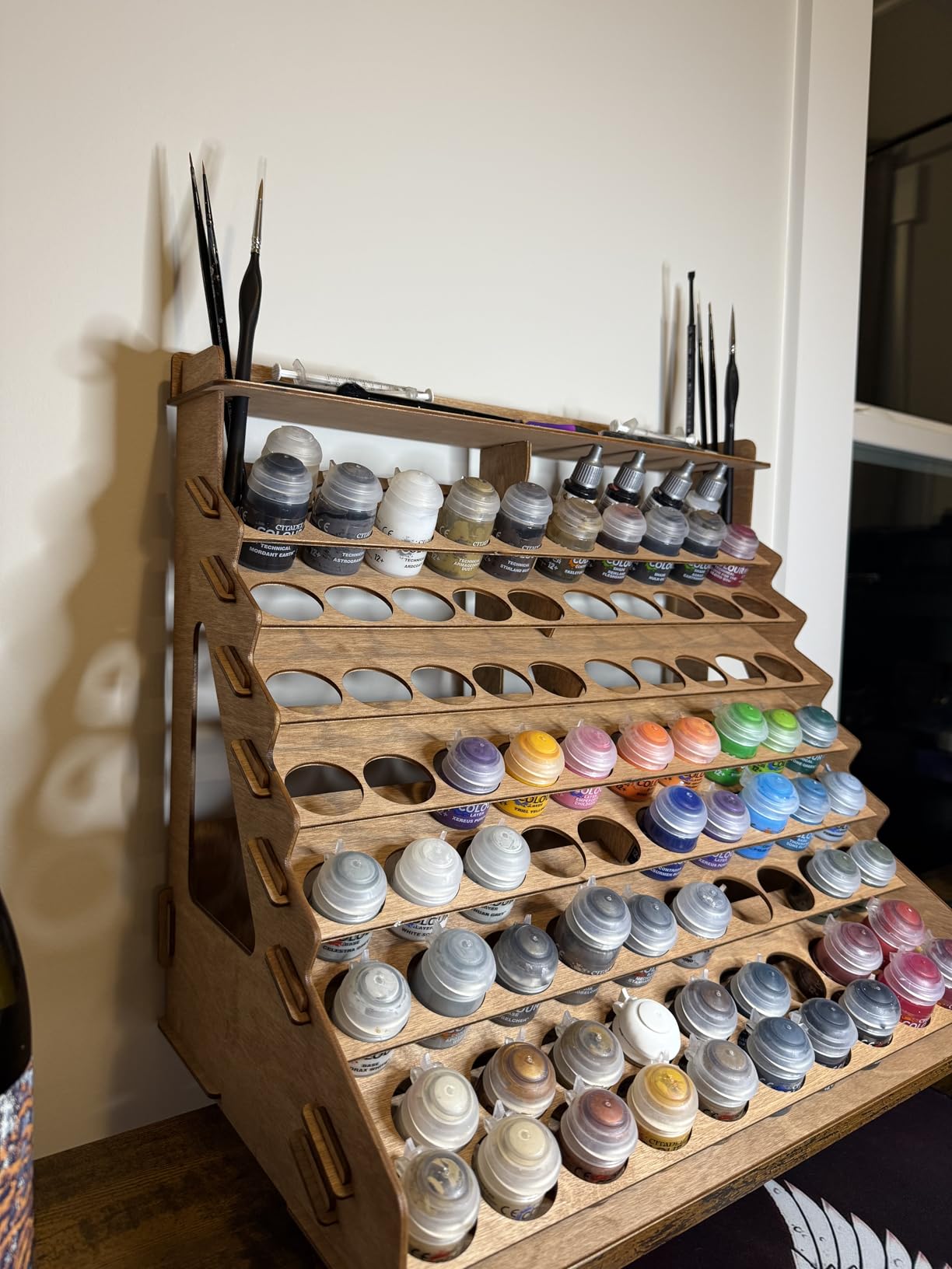 Plydolex Citadel Paint Organizer for 87 Bottles and 14 Brushes - Works for 10 ml Tamiya & 24 ml Citadel - Plywood Paint Rack with 6 Miniature Painting Stands for Warhammer 40K, DnD & Other Minis customer photo 1