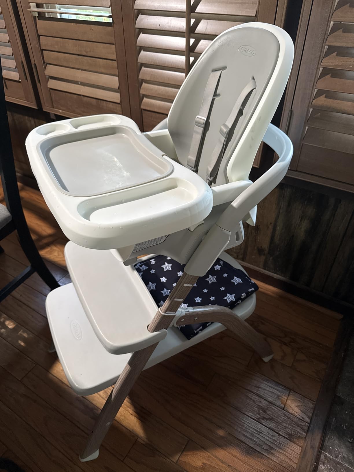 Graco EveryStep 6 in 1 High Chair, Babies and Toddlers Portable Slim High Chair with 6 Growing Stages customer photo 2