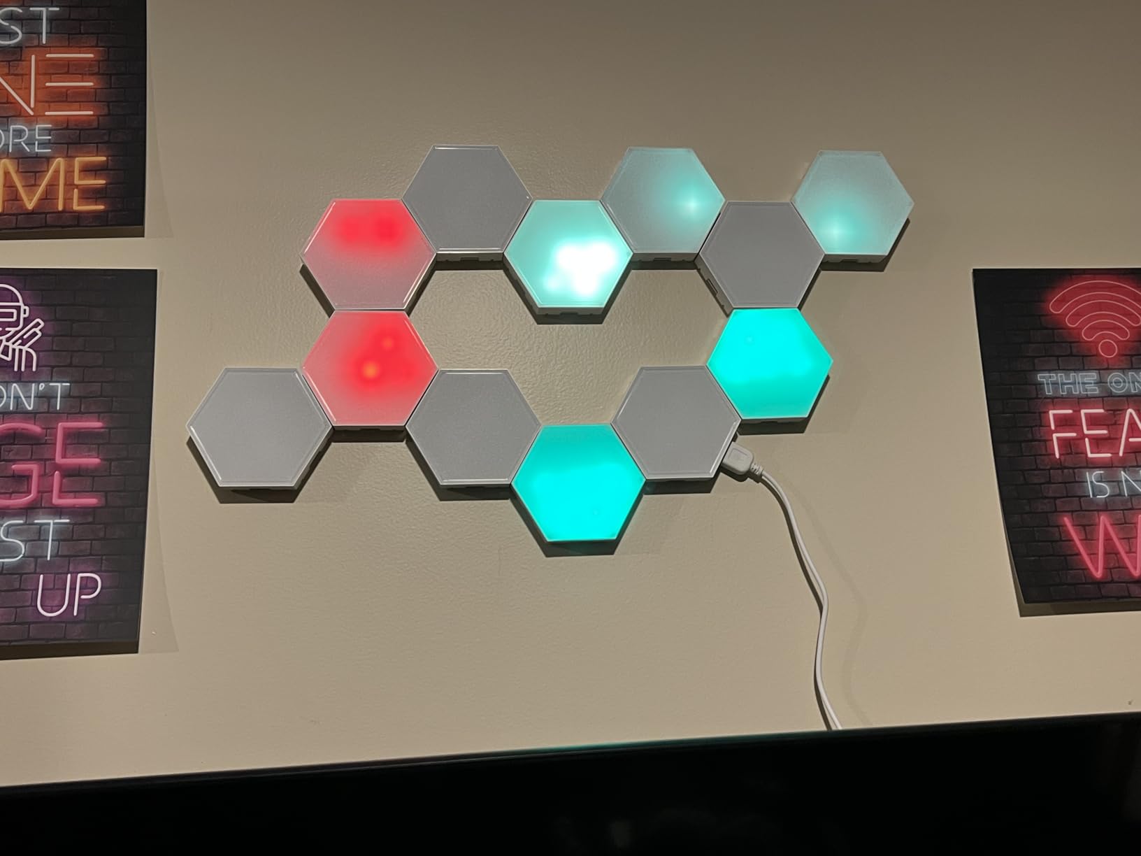 Hexagon LED Light Panels 8 Pack - RGB Wall Decor Lights with Music Sync, App & Remote - Modular Home & Christmas Decor for Bedroom, Living Room, and Room Decor customer photo 2