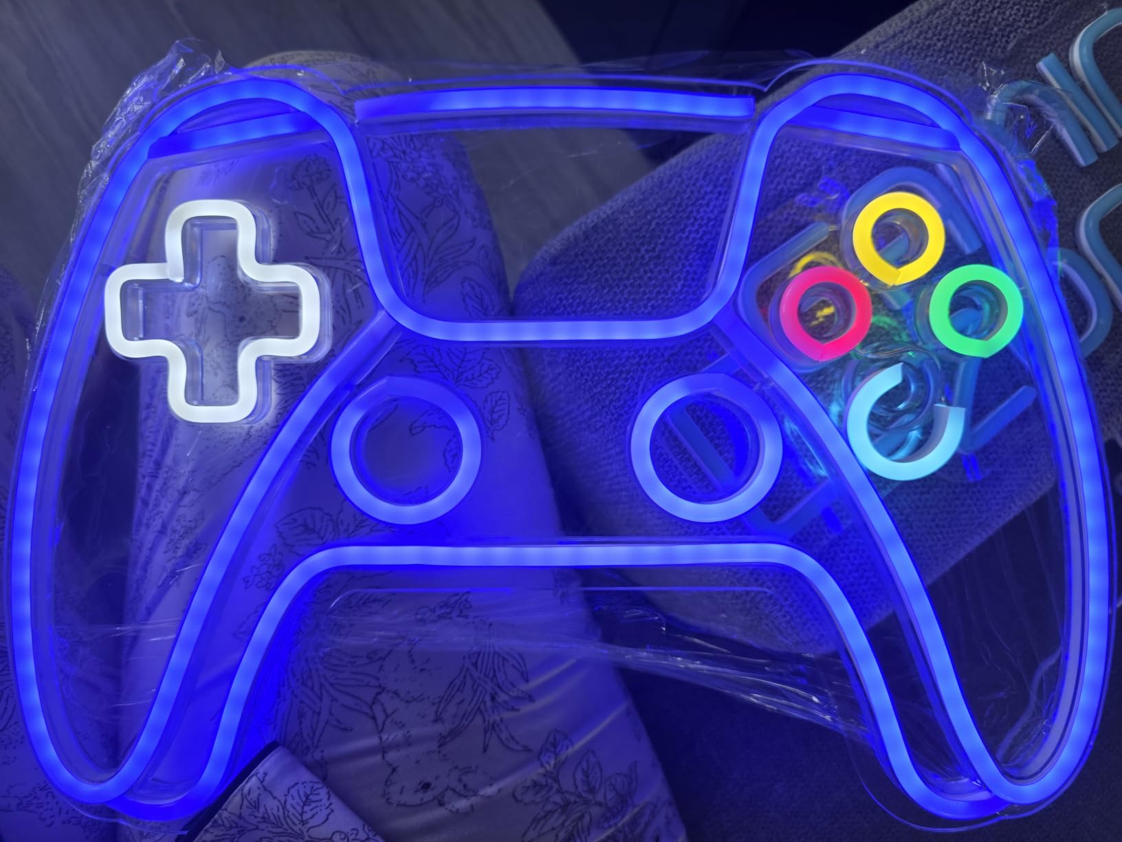 Gamer Neon Sign, Gamepad Shaped LED Neon Sign for Gamer Room Decor, Gaming Neon Sign for Boys Room Decor, Neon Gaming Sign for Gaming Wall Decor, USB Powered Gamer Gifts for Teens, Boys, Kids customer photo 1