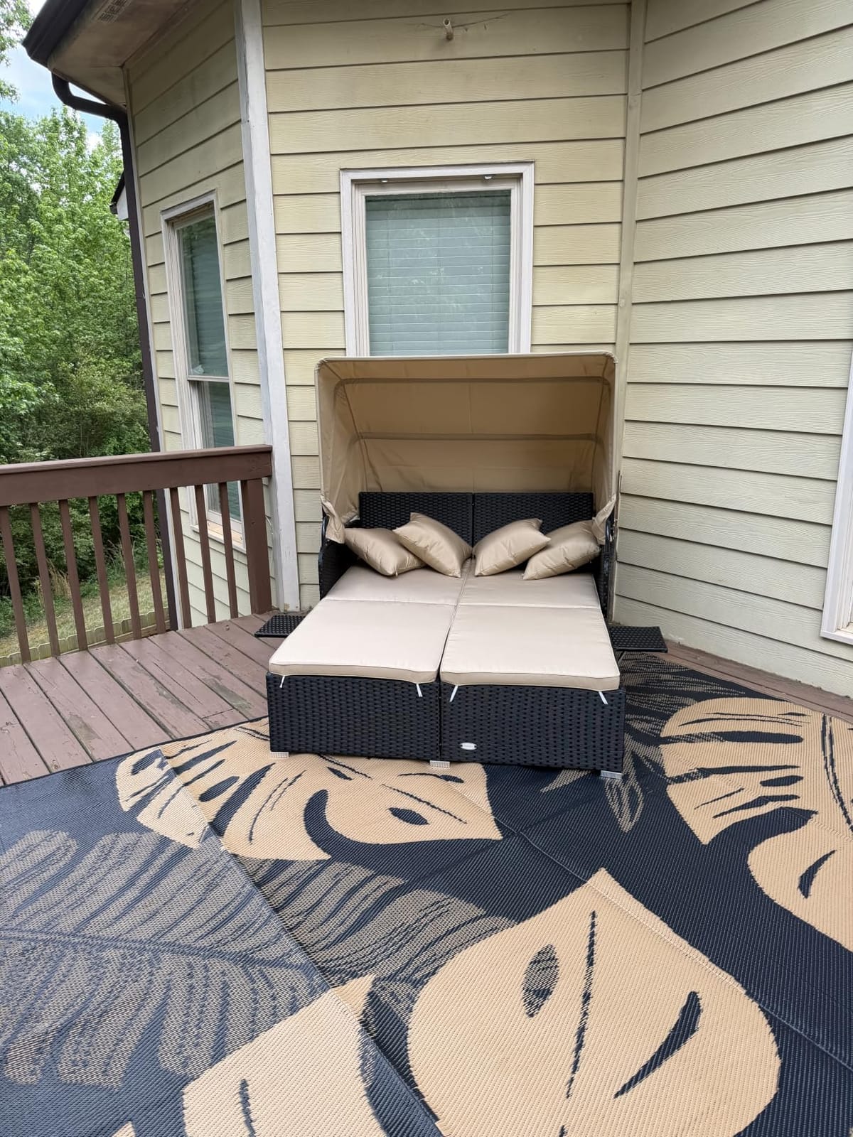 Tangkula Patio Rattan Daybed with Retractable Canopy, Outdoor Wicker Sunbed Lounger with 2 Foldable Side Tables, Thick Seat & Back Cushions, Double Daybed for Garden, Backyard, Porch (Off White) customer photo 1