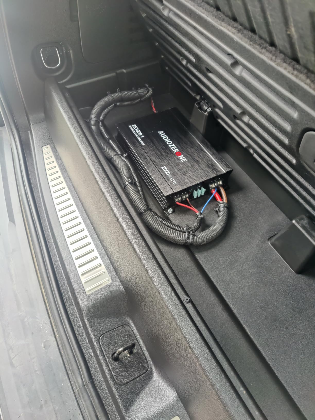 AUDIOZERONE Car Audio Amplifier ZE1000.1 2000W Monoblock Class D MOSFET Subwoofer Audio customer photo 1