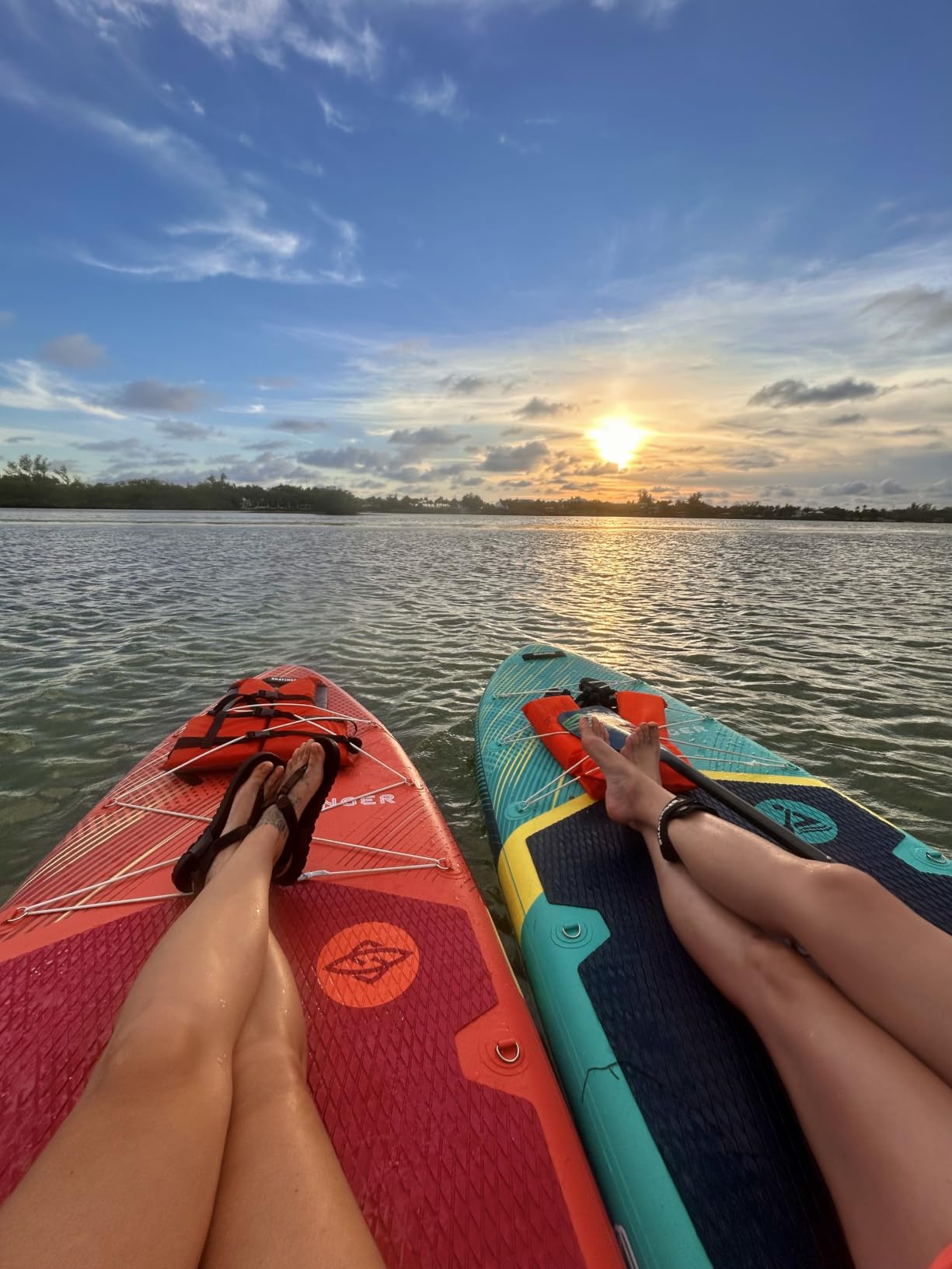 Skatinger 11'6x35 Super Wide Inflatable Paddle Board, Ultra Stable Stand Up Paddleboards for 450lb/3 People/Family/Big Size w/Shoulder Strap, 100L Backpack, Ultra-Light All-Round Sup Board customer photo 1
