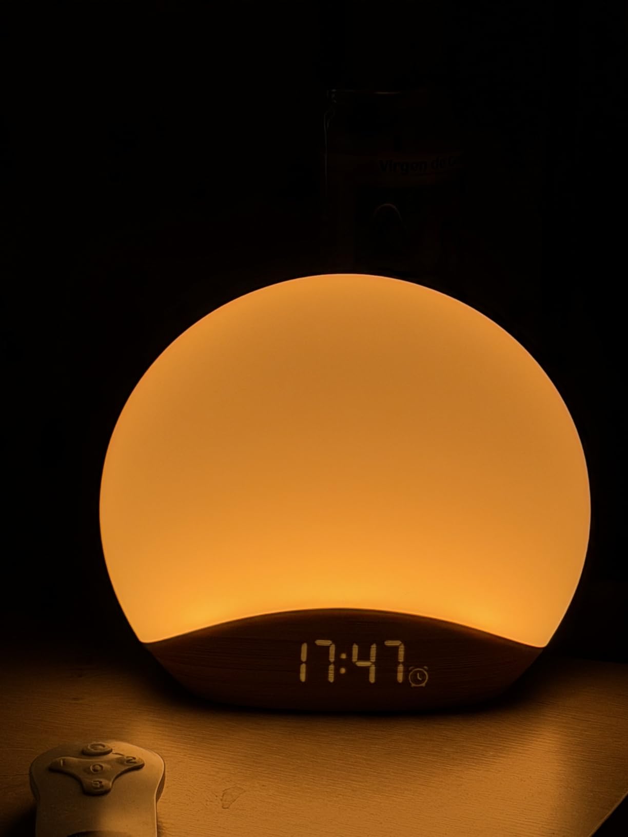 REACHER Wood Grain Sunrise Alarm Clock and Sound Machine Nightlight | Digital Dimmable Clock for Bedroom, 26 Sleep Sounds customer photo 1