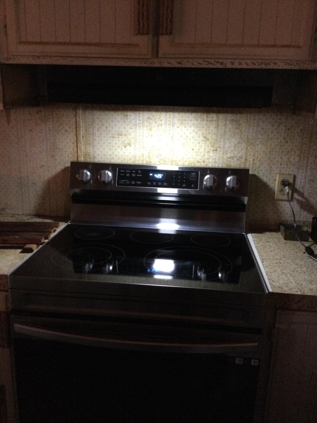 SNDOAS Range Hood 30 inch Under Cabinet, Ducted/Ductless Convertible Kitchen Hood, Stainless Steel Vent Hood with LED Light, Under Cabinet Hood with 2 Speed Exhaust Fan, Black customer photo 1