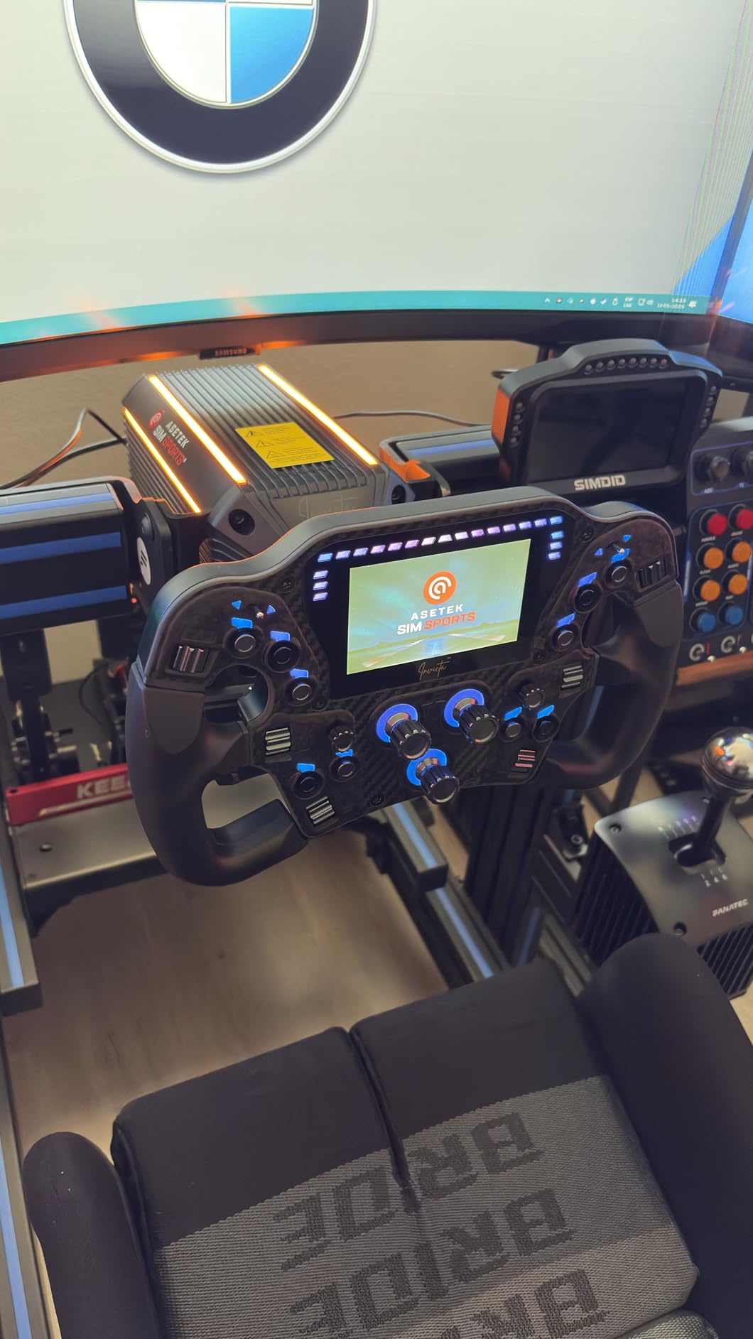 ASETEK Forte Direct Drive Wheelbase 18Nm | Powerful Sim Racing Wheel base with Precise Force Feedback customer photo 2