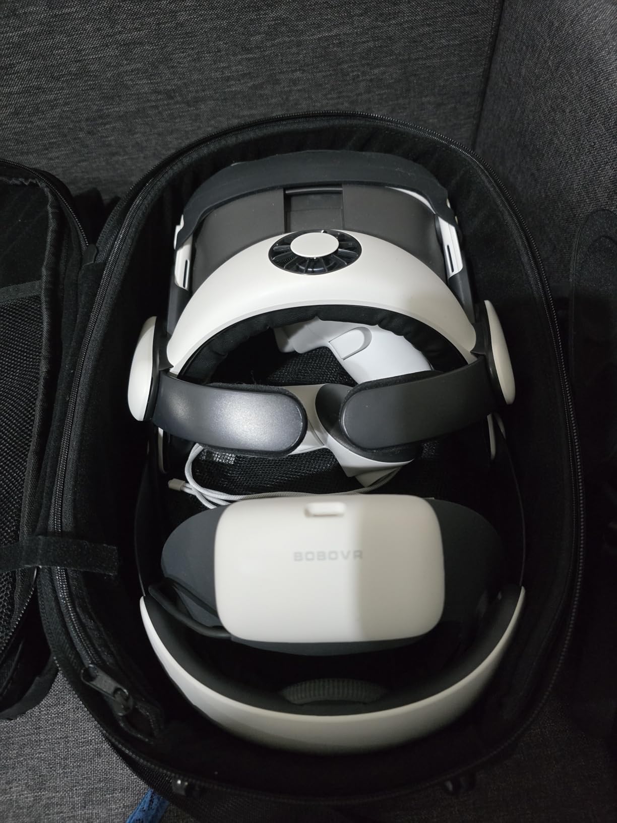 FOREGOER Carrying Case for Meta Quest 3/Quest 3S/Oculus Quest 2, Hard Travel Storage Case Compatible with Oculus Quest 3 Headset, Quest Pro, Touch Controllers Accessories, VR All-in-One Gaming Headset customer photo 2