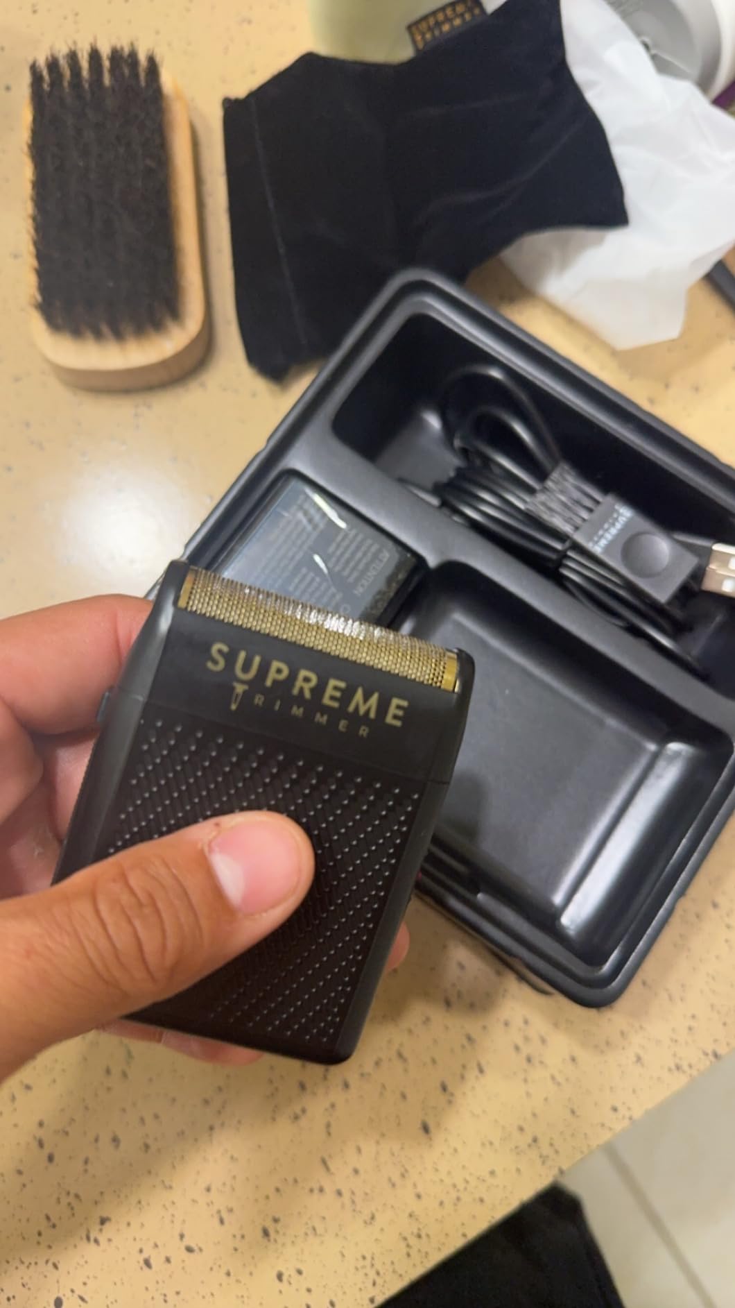Supreme Trimmer Solo Single Foil Shaver for Pocket | 150 Min Runtime Cordless, USB-C Mini Travel Razor customer photo 1