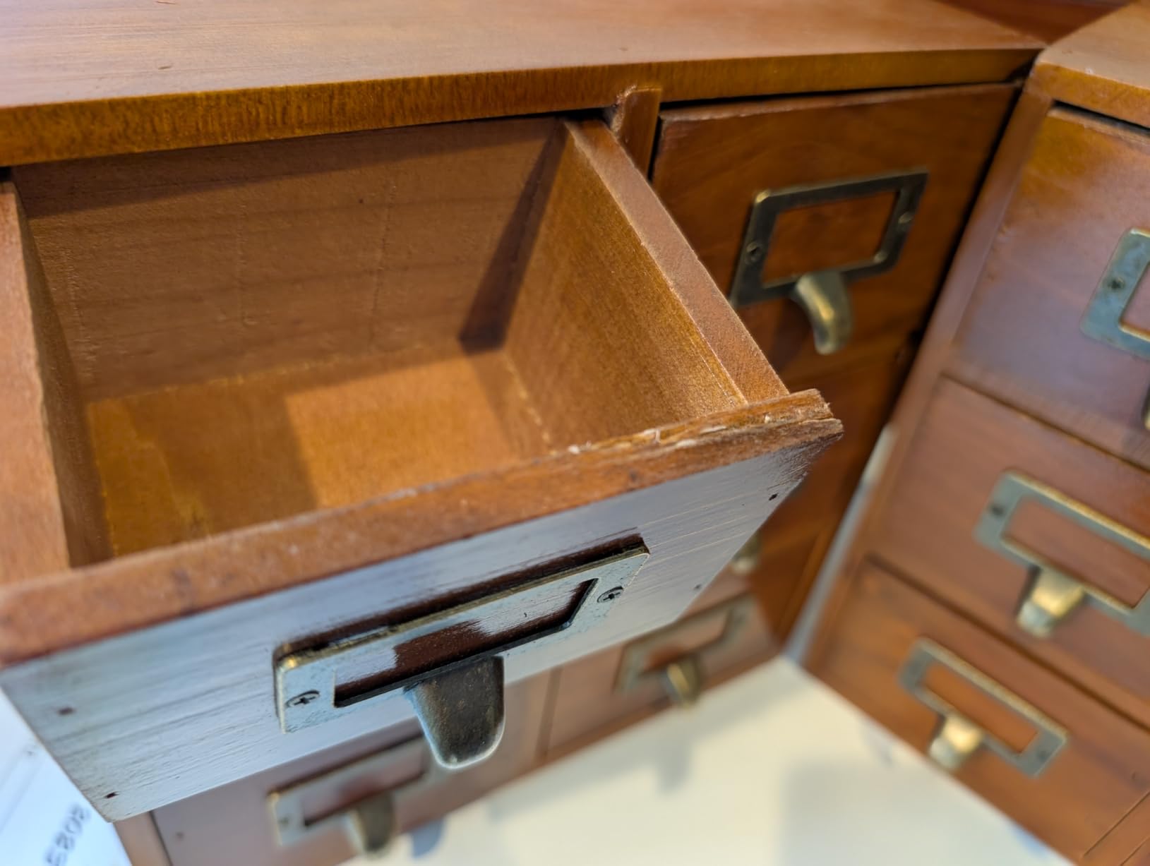 Vintage Card Catalog Drawers for Desktop - 6-Drawer Mini Wood Desktop Cabinet for Office Study Table - Solid Wood Storage Drawers for Table - Mahogany Wood Organizer Cabinet Drawers, Fully Assembled customer photo 2
