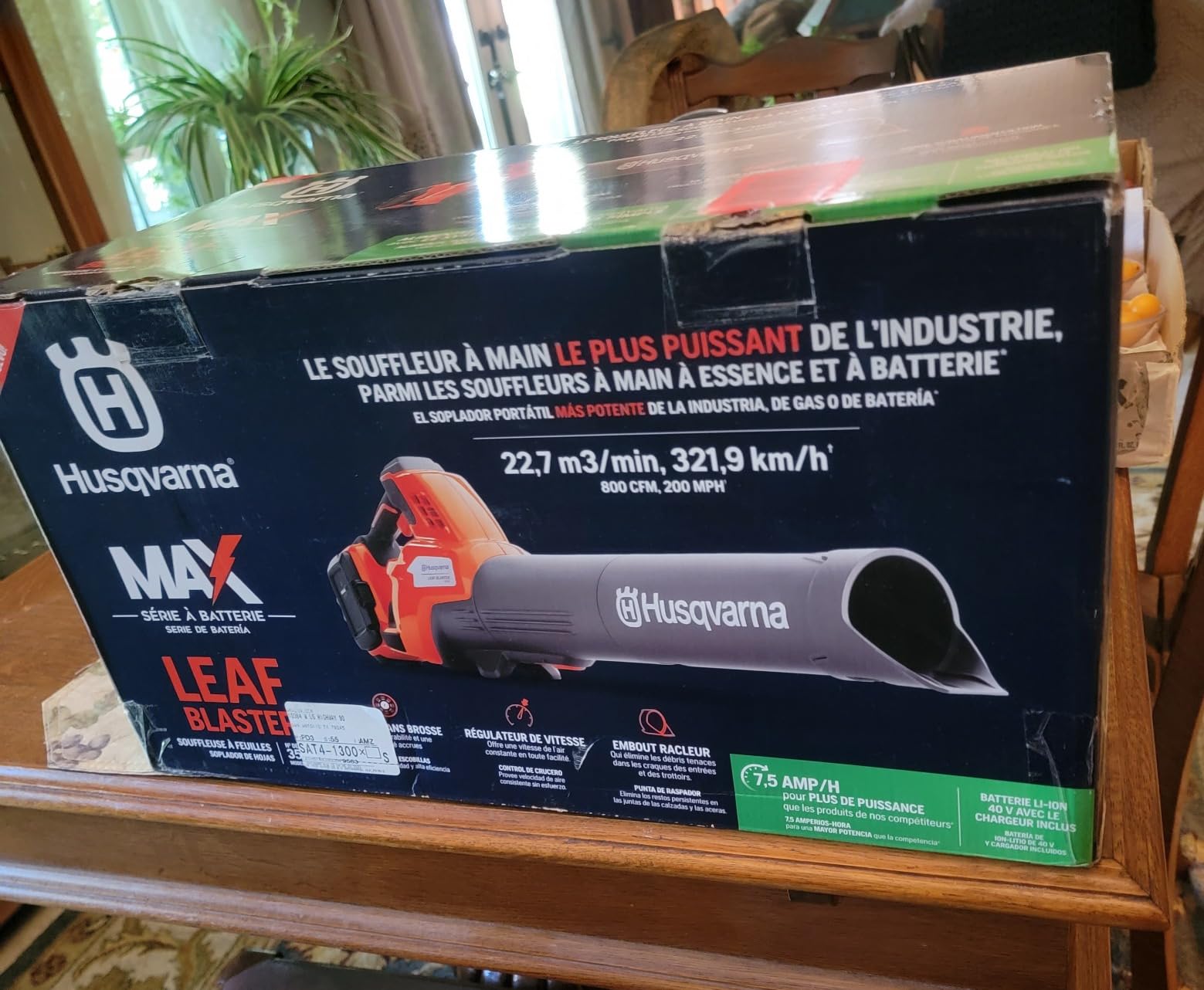 Husqvarna Leaf Blaster 350iB Battery Powered Cordless Leaf Blower, 200-MPH 800-CFM, Brushless Motor customer photo 1