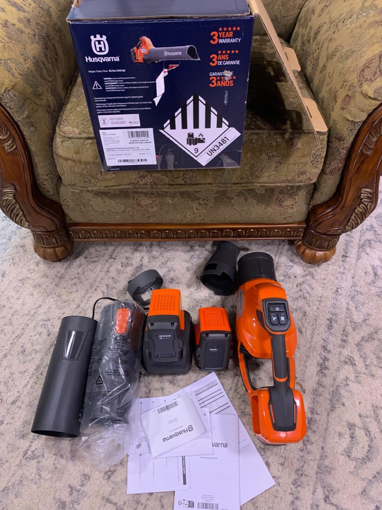 Husqvarna Leaf Blaster 350iB Battery Powered Cordless Leaf Blower, 200-MPH 800-CFM, Brushless Motor customer photo 2