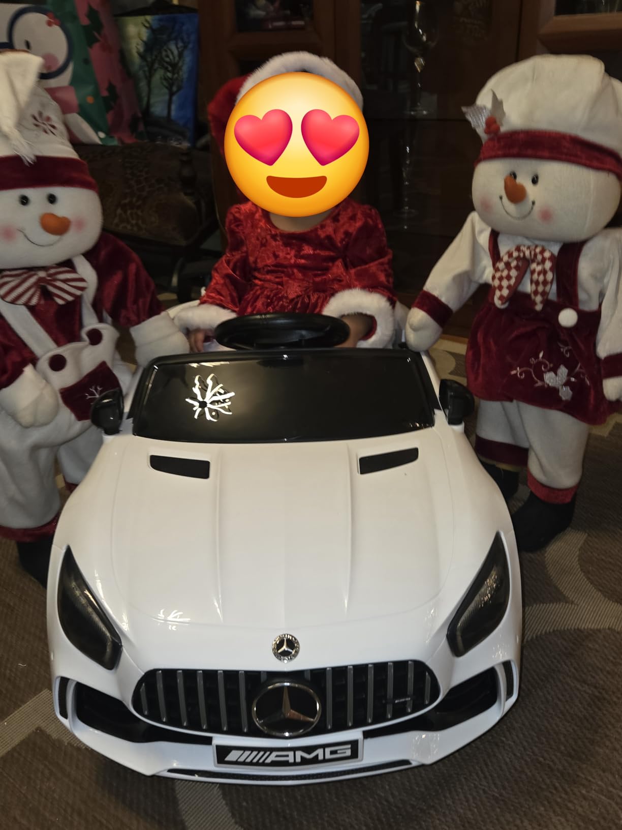 Winado 12V Licensed Mercedes Benz AMG GTR Kids Ride on Electric Car, Black customer photo 2