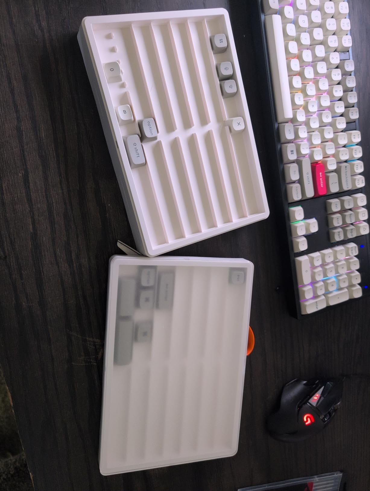 Keychron OSA Profile Double-Shot PBT Keycap Full Keycap Set (141 Keys) - White on Black, Compatible with MX Mechanical Switches, Non-Shine-Through, Fits ANSI Layouts (100%, TKL, 96%, 75%, 65%, 60%) customer photo 2