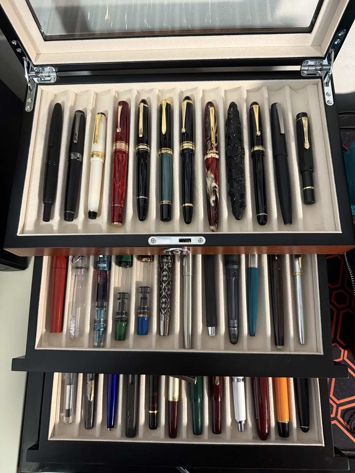 Wood Pen Display Case 36 Slot Fountain Pen Box Storage Organizer with Drawer, Top Glass Window Pen Collection Display Case customer photo 1