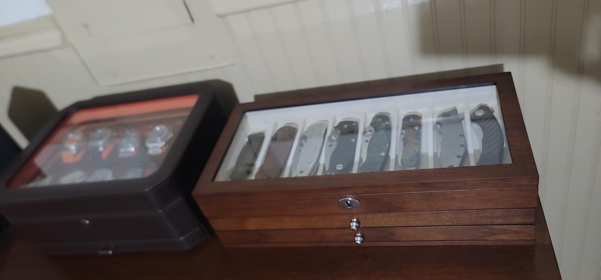 Pocket Knife Display Case for men collection holder 22-26 folding knife with Walnut Finish Three-Tier Knife organizer storage box with Real Glass Window Top (walnut veneer with 2 draw) customer photo 2