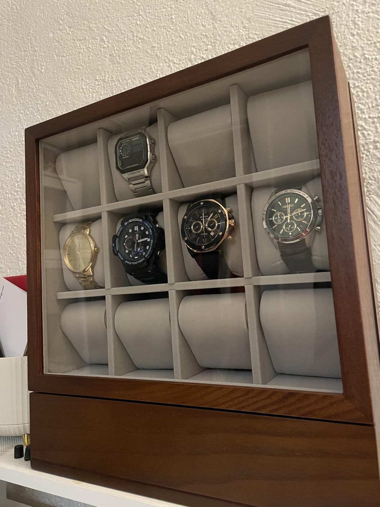 SONGMICS 12-Slot Watch Box, Watch Display Case with Window, Solid Wood Veneer, Velvet Lining, Vertical Storage, Space Saving, Gift Idea, Ebony Black UJOW014B01 customer photo 2