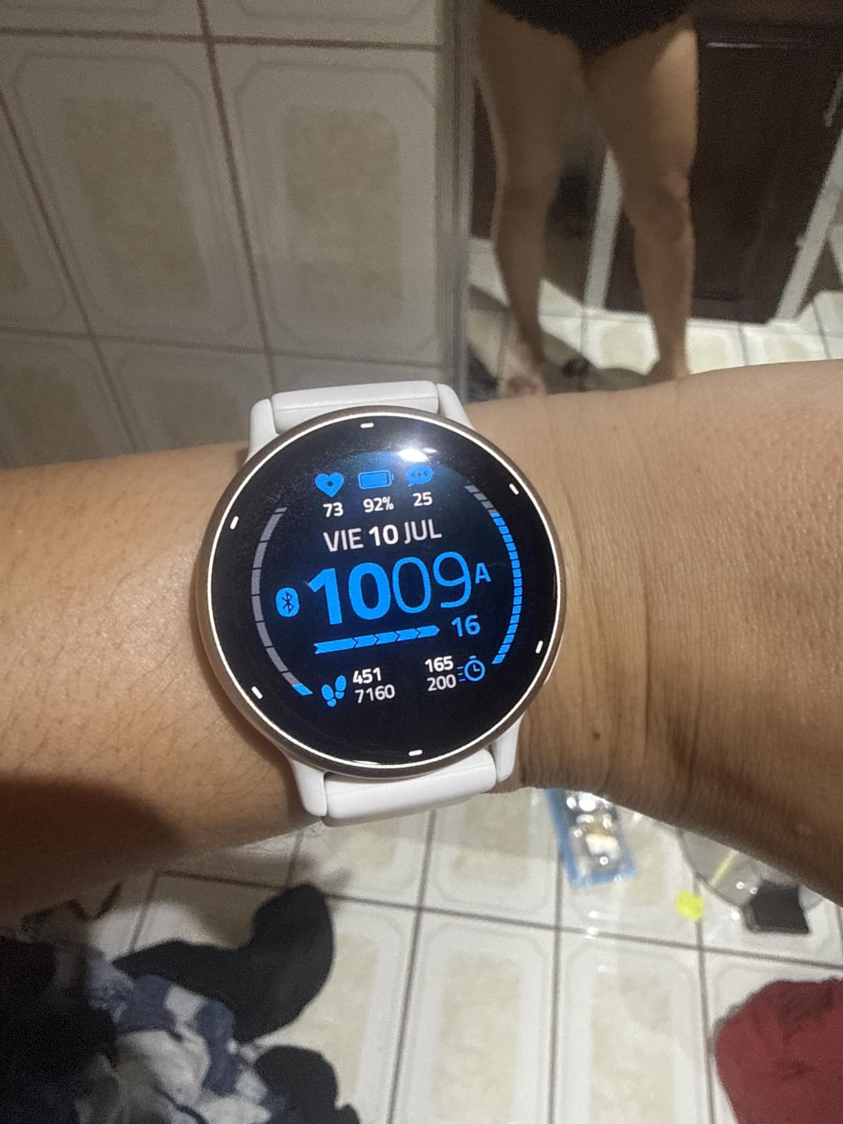 Garmin vívoactive® 5, Health & Fitness GPS Smartwatch, 42mm, Navy | 24/7 Health Monitoring, Built-In Sports Apps, Sleep Coach, Body Battery™ Energy Monitoring, Workout Benefit & Recovery Time customer photo 1