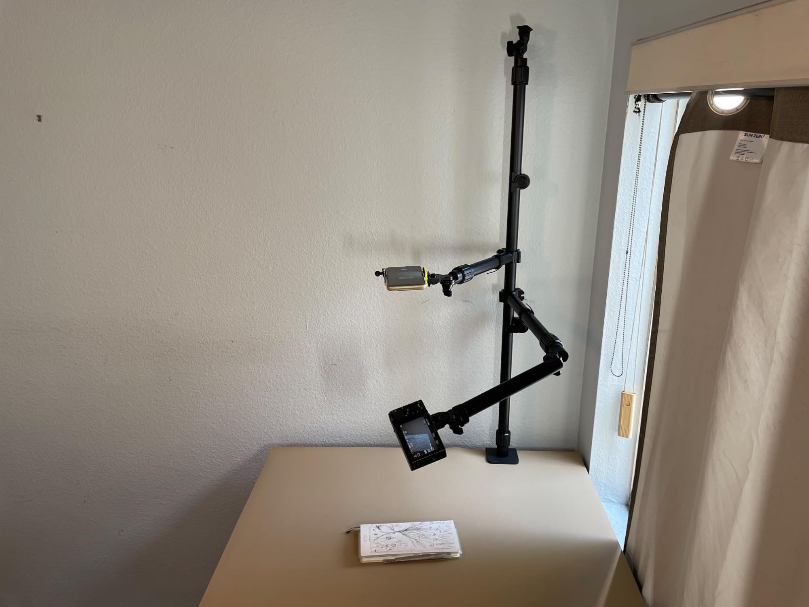 NEEWER Overhead Camera Desk Mount Rig Stand with 2 Boom Arms for Photography Devices: Video Light Ring Light Phone Mount Webcam Mic Compact DSLR for Home Office Studio Live Streaming Broadcast, ST008 customer photo 2