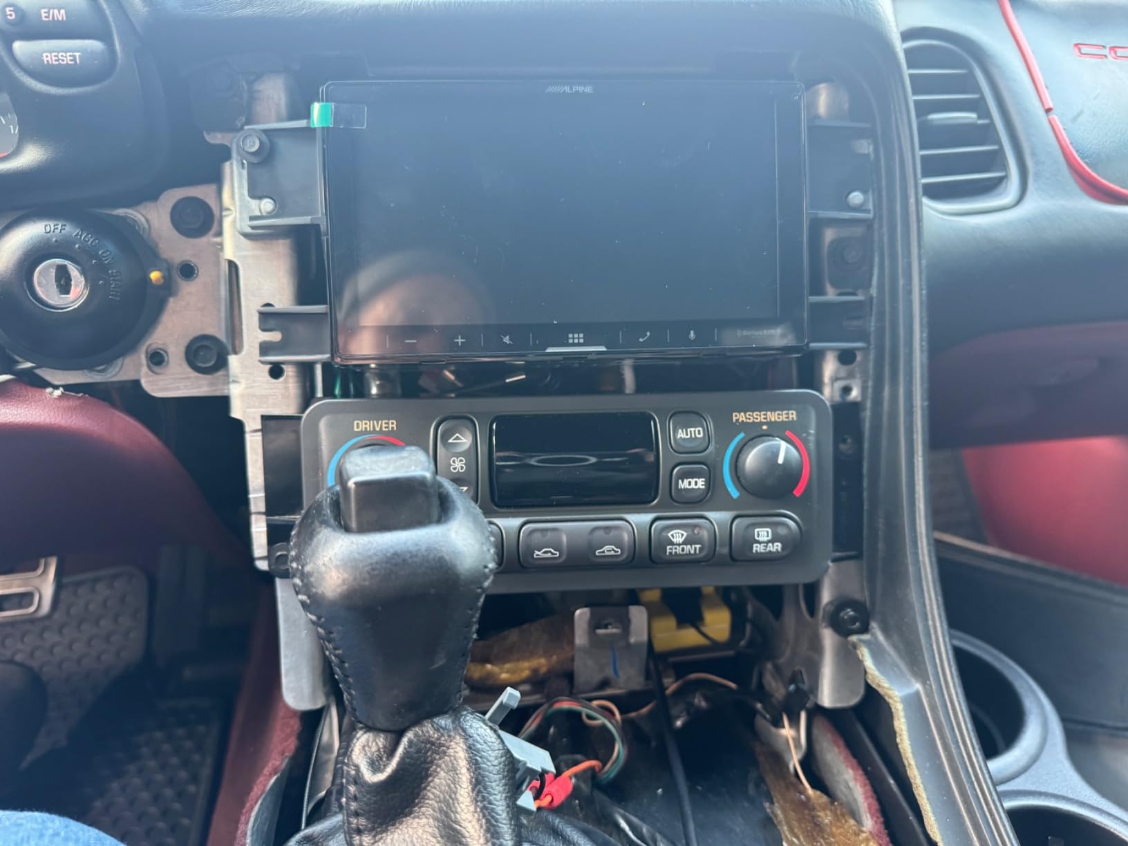 Alpine iLX-W670 Digital Multimedia Receiver with CarPlay and Android Auto Compatibility | Shallow chassis easy install, 7 inch touchscreen display, bluetooth hands free calling, mechless car stereo design customer photo 1