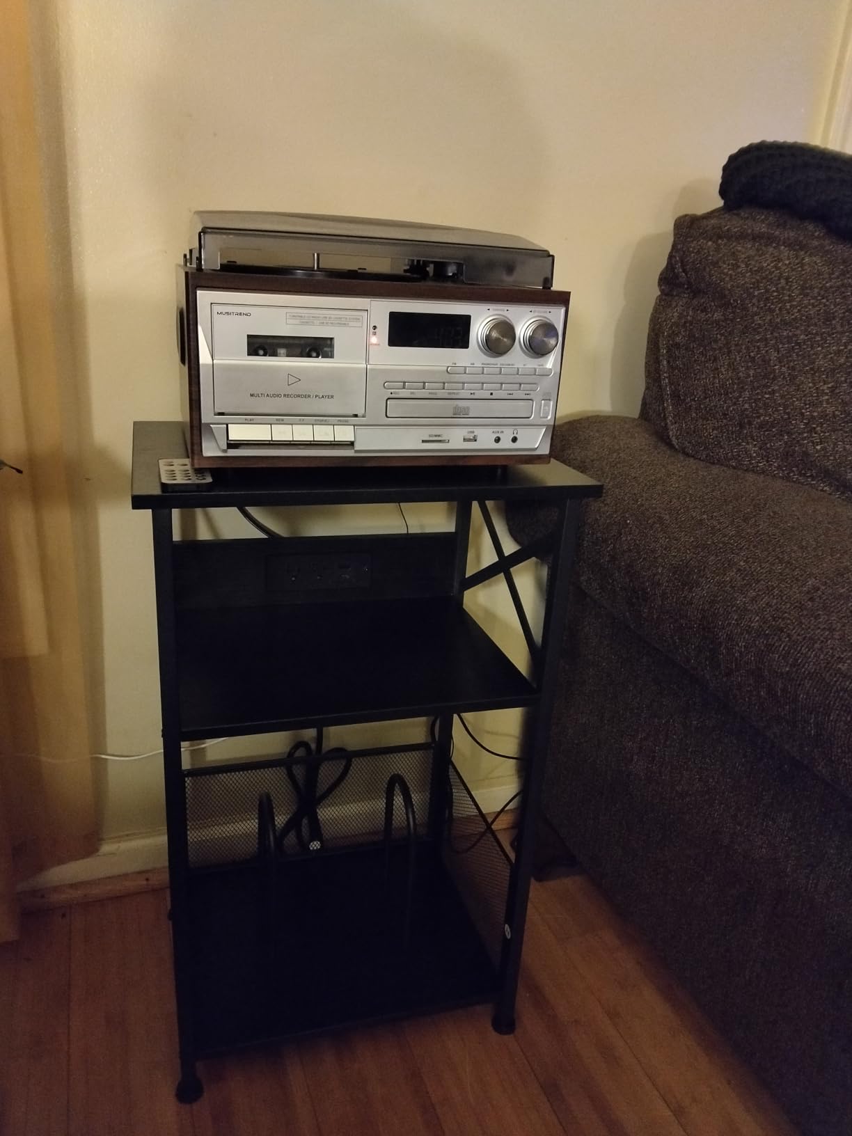 AMHANCIBLE Record Player Stand with Charging Station, Turntable Stand with Storage Cabinet, 3 Tier End Table Hold Up to 100 Albums, Record Table for Vinyl, Living Room, Rustic Brown, HETCD01BR-1 customer photo 1