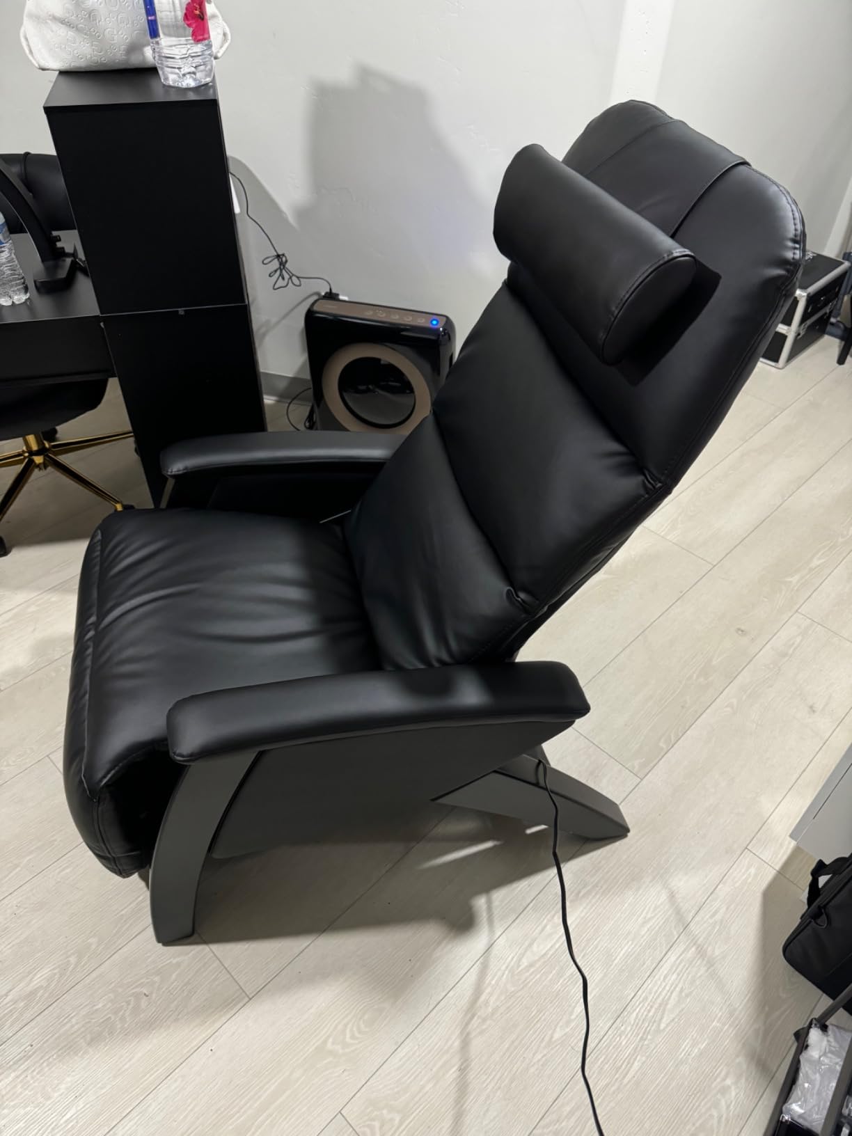 Svago Lite 2 SV210 Dual Power Infinite Position Zero Anti Gravity Recliner Chair with Heat and Massage - Brown customer photo 2