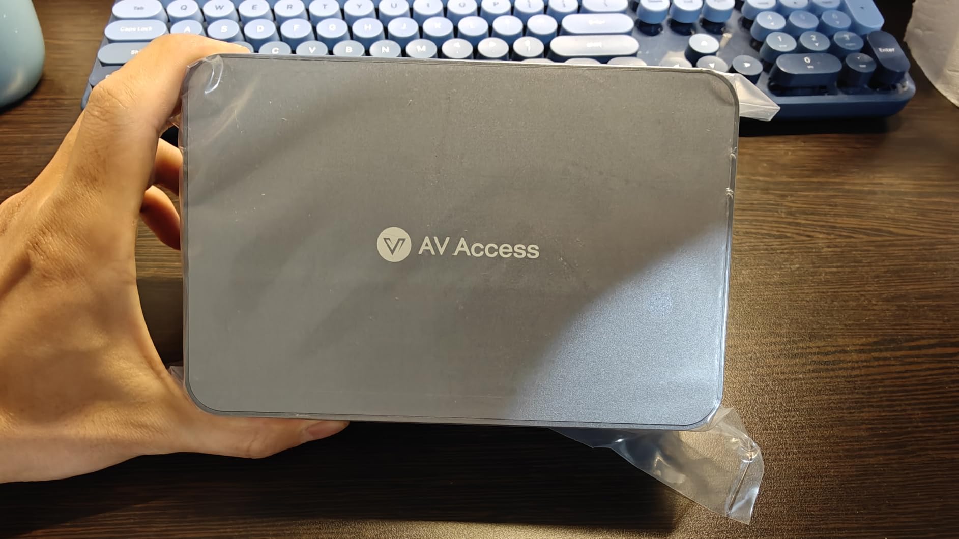 AV Access KVM Switch Dock 2 Monitors 2 Laptops, 4K KVM Switch Dual Monitor | 2 USB C MST Ports, 60W PD for Each PC, 1G Ethernet, EDID Emulation, 2K@144Hz, 1080P@240Hz, Plug & Play, Ideal for Home Office customer photo 2