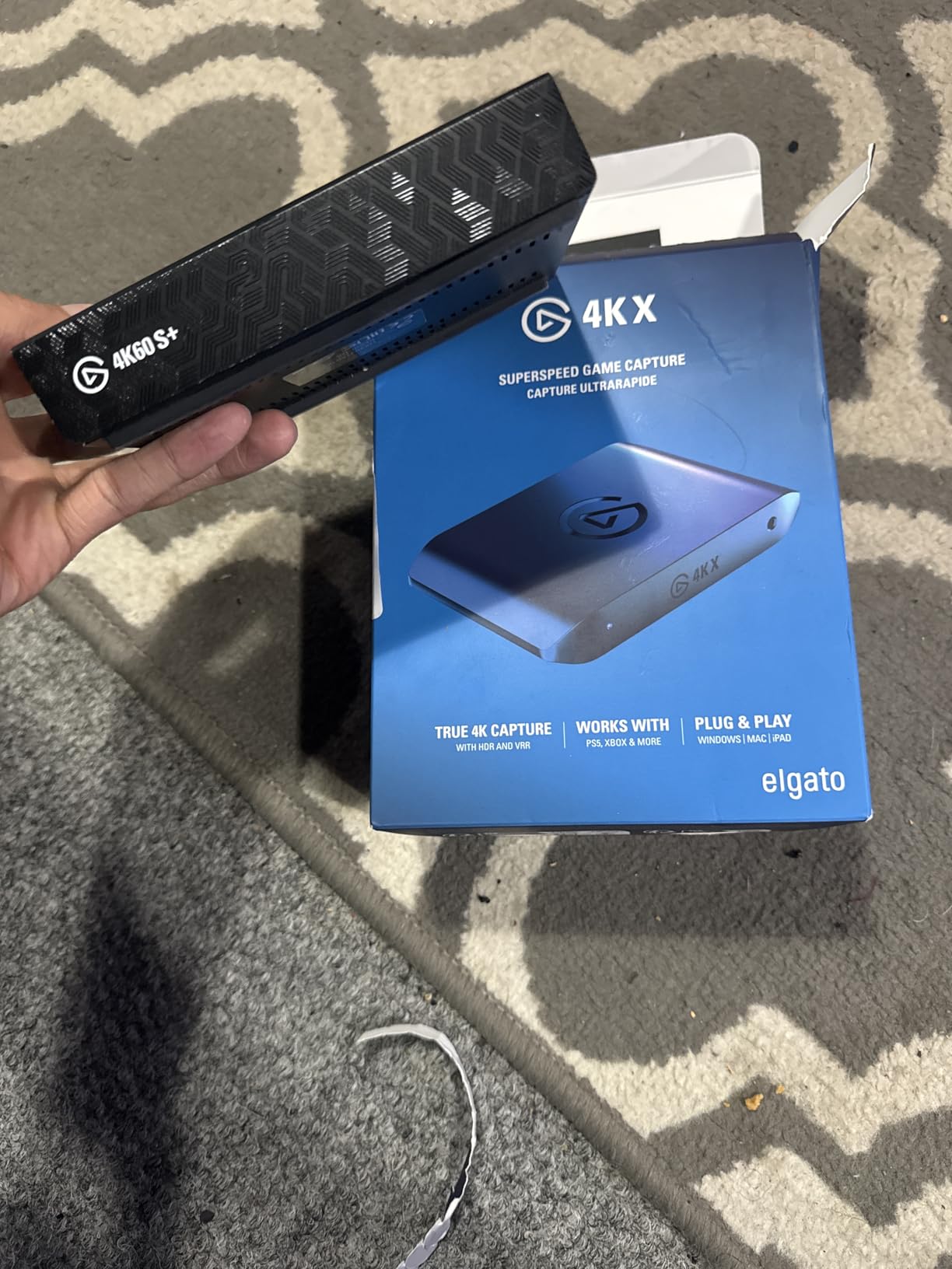 Elgato 4K X Capture Card, HDMI 2.1, 4K144 Ultra-Low Latency | VRR passthrough, HDR10, Up to 1080p240 capture, USB 3.2 Gen 2, Works with OBS and more, For PS5, Xbox, Switch, PC, Mac customer photo 1