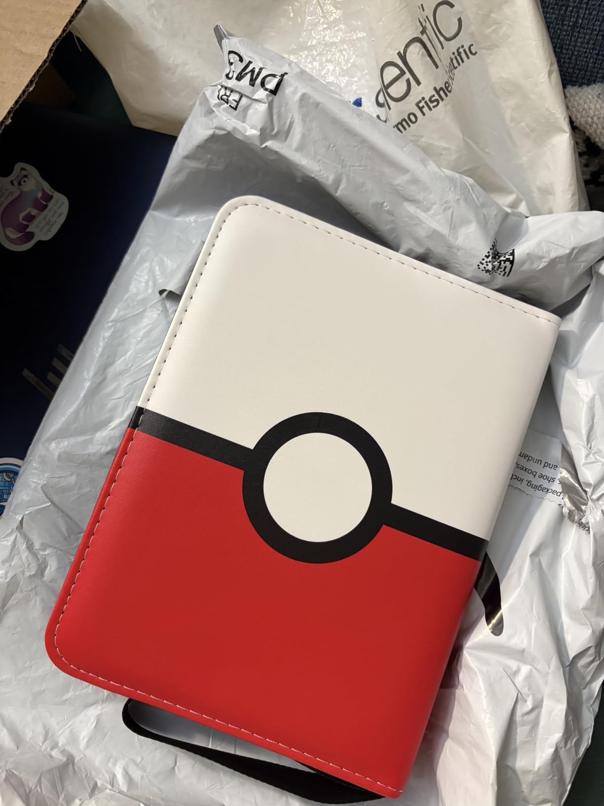 Card Binder 4 Pocket, Trading Card Holder Fits 400 Cards With 50 Removable Sleeves, Portable Collection Card Ablum, Game Card Case book With Zipper for Gift, Red customer photo 2