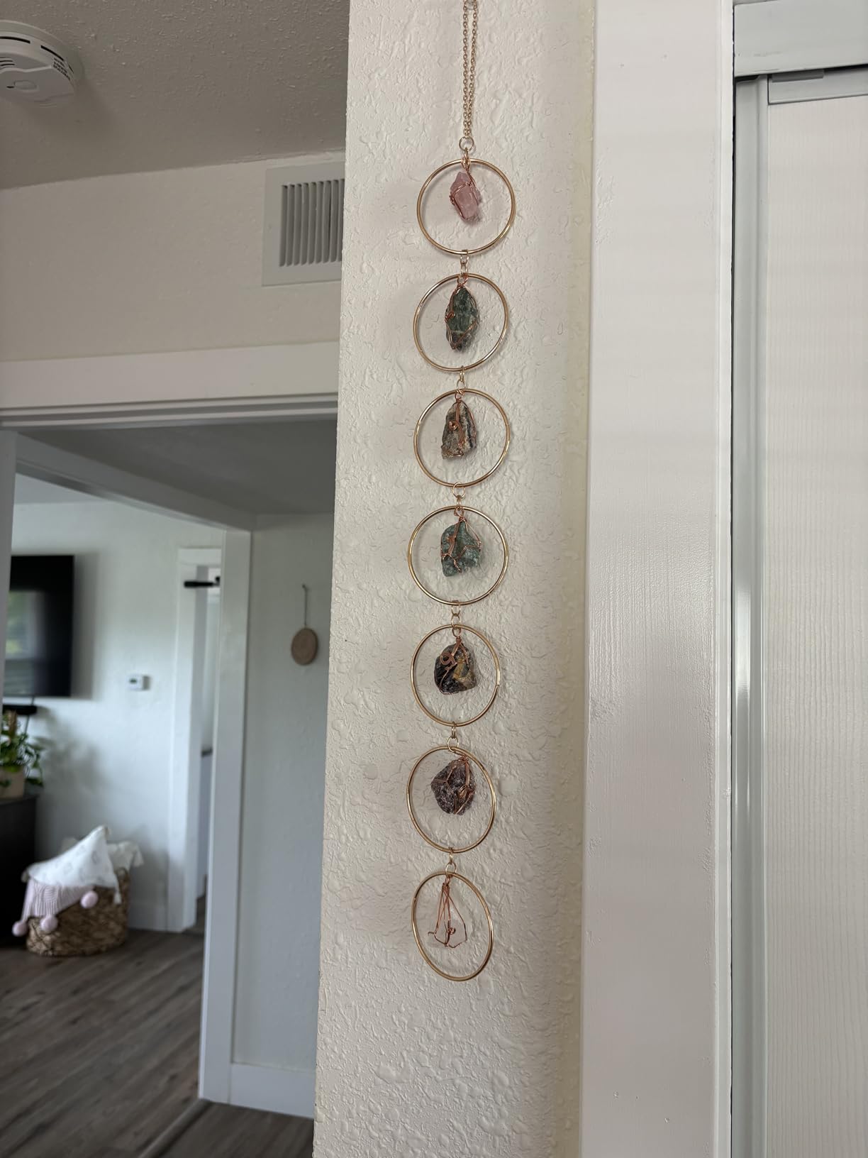 Chakra Hanging Crystals Suncatcher Healing Crystal Decor Chakra Wall Decor | Natural Raw Stones Hanging Ornament, Crystal Wall Hanging for Home Window Entryway Hallway Feng Shui Yoga Meditation Gift customer photo 1