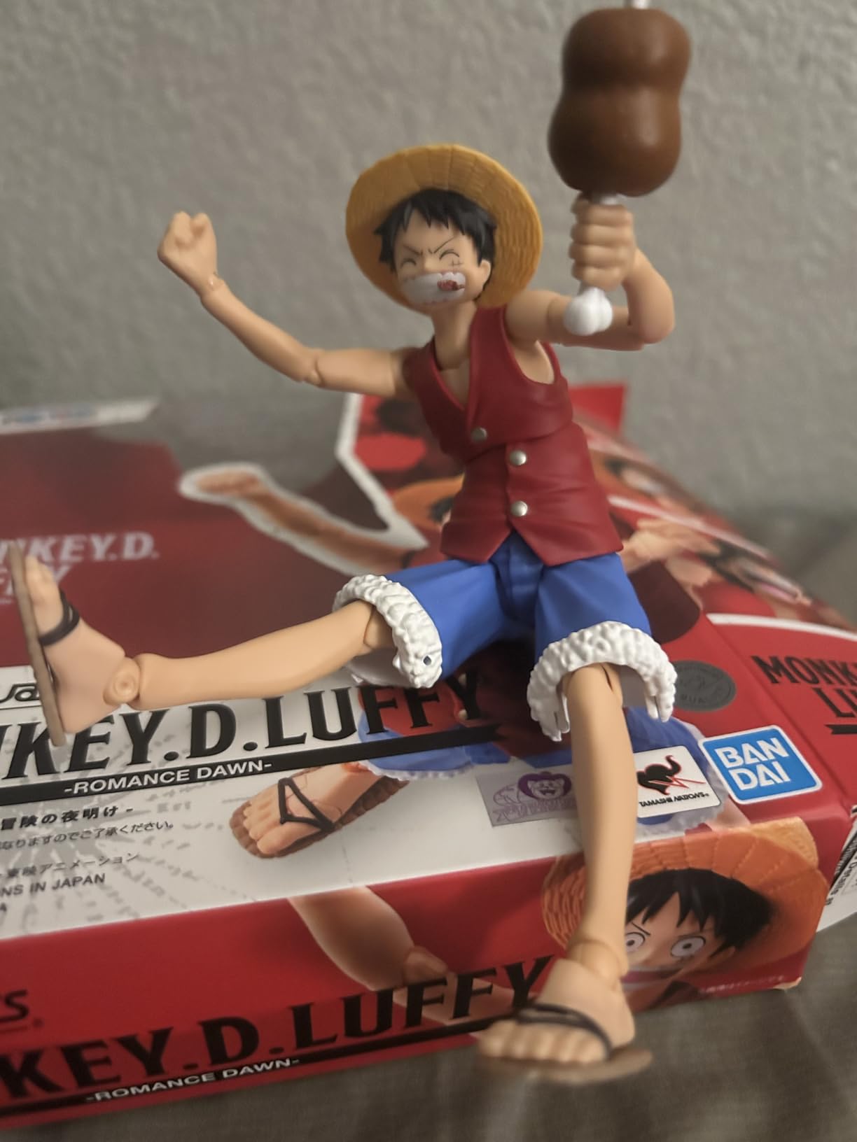 TAMASHII NATIONS - One Piece - Monkey D. Luffy -Romance Dawn- S.H.Figuarts Action Figure customer photo 1