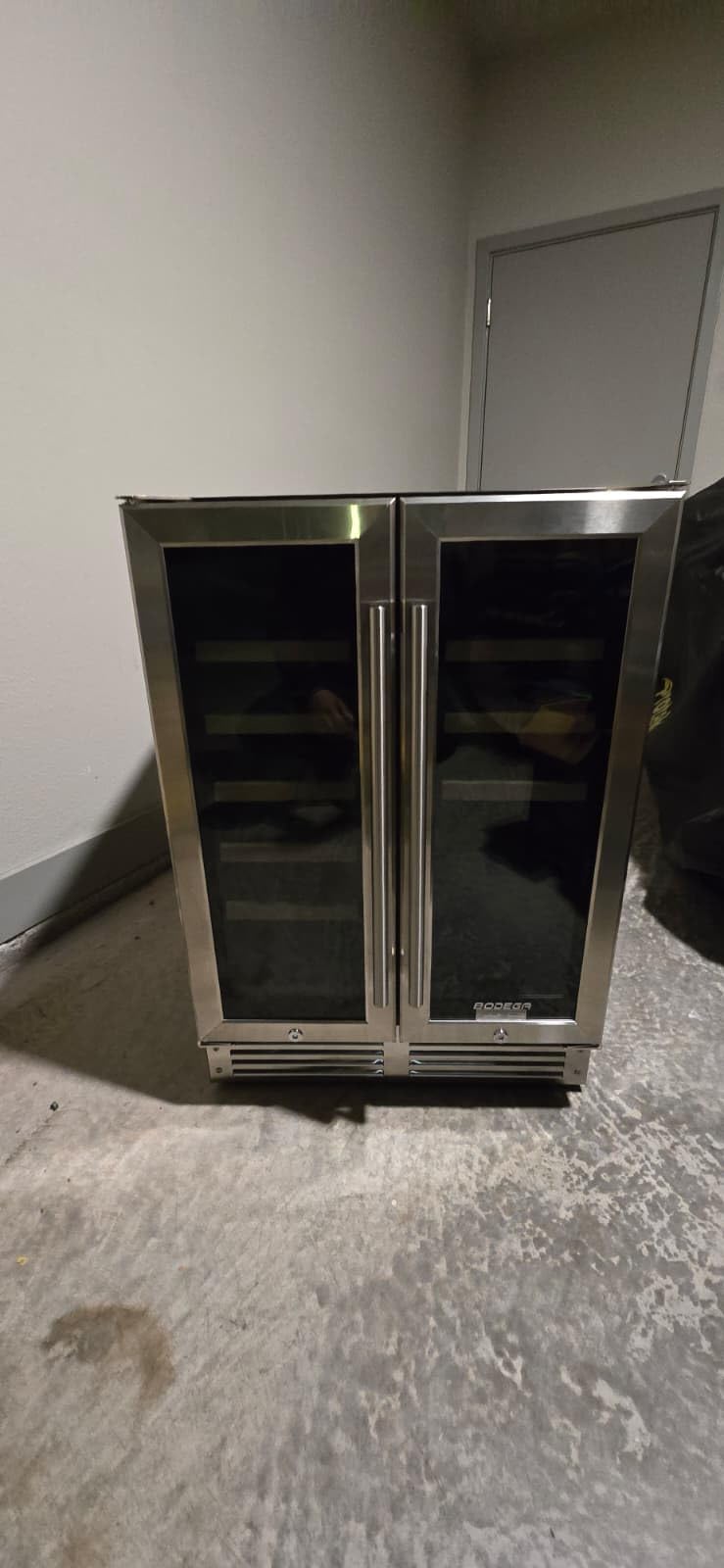 BODEGA 24 Inch Wine and Beverage Refrigerator, Dual Zone Wine and Bar Beverage Cooler, Commercial Black Bar Cooler With 2 Glass Doors, Bar Fridge Hold 19 Bottles and 57 Cans, Built-In or Freestanding customer photo 2