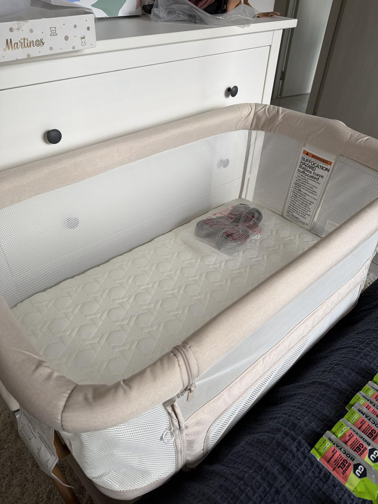 Baby Bassinet Bedside Crib, 3-in-1 Baby Bassinet Bedside Sleeper with Mattress and Soft, Breathable Sheet, Full-Mesh Sides, 6-Height Adjustable, Stable and Secure Crib for Newborns customer photo 1