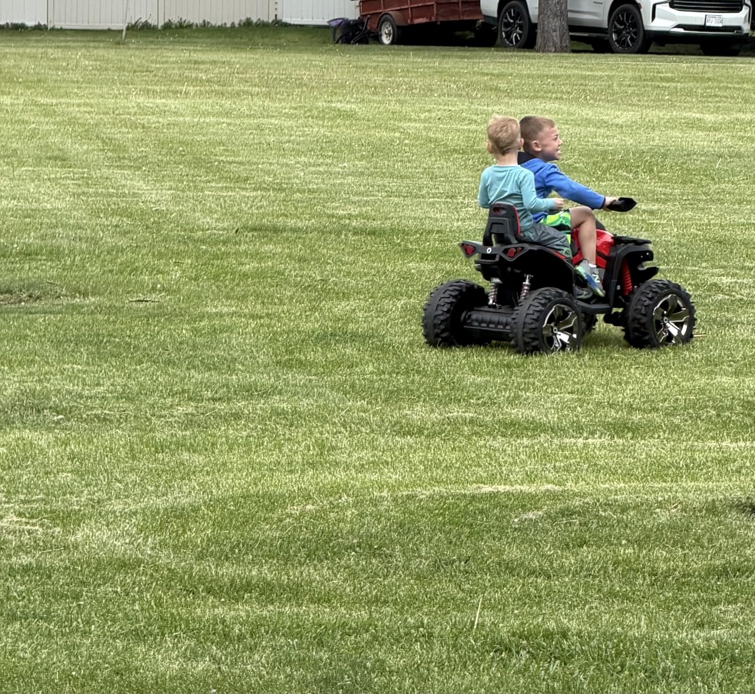 JOYRACER 24V 2 Seater Kids ATV 4 Wheeler, 4x4 Ride on Toys w/800W Engines, 9AH Battery Powered Electric Vehicle w/LED Light Bluetooth, MP3, USB, Spring Suspension, Kids Quad for Girls, Red customer photo 2