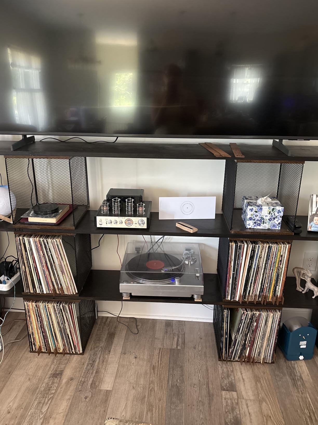Dmevkic 3 Cube Vinyl Record Storage DIY Stackable 120-150 Records Visualize Album Storage Record Storage Crate customer photo 2