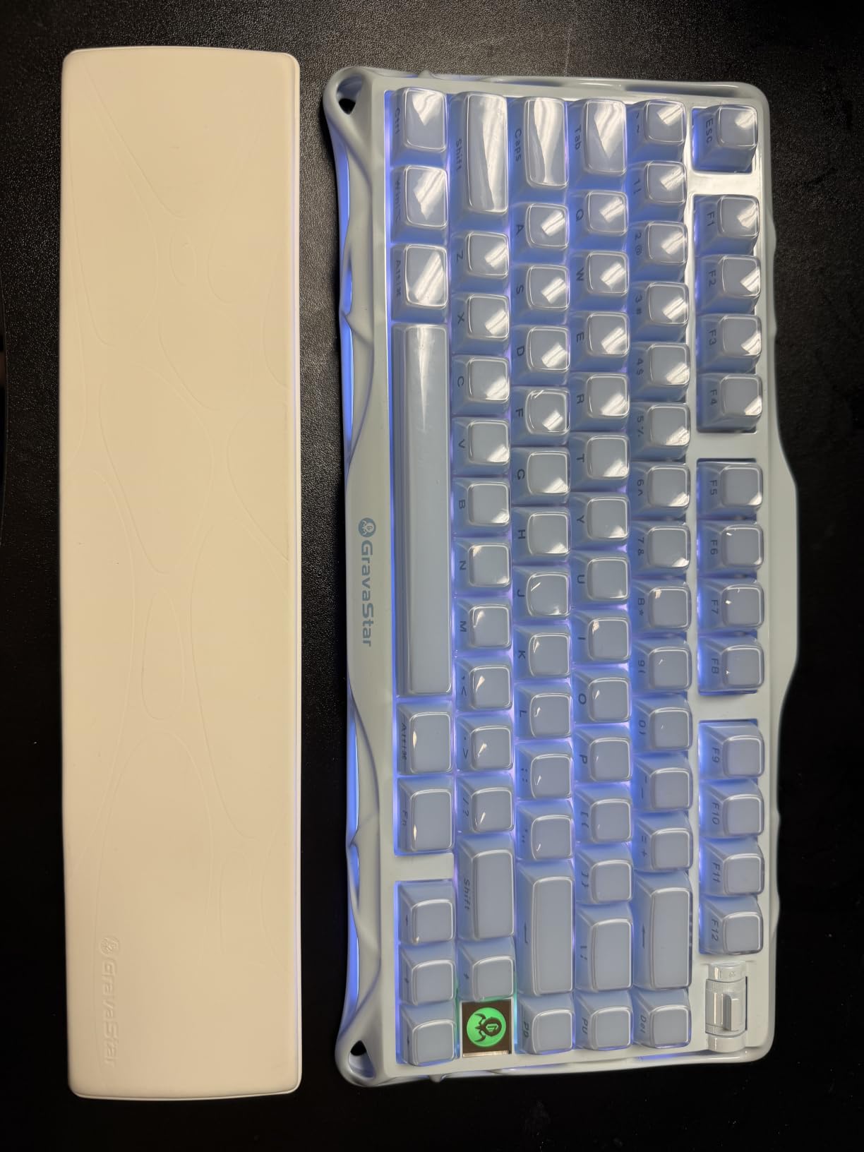 GravaStar Mercury K1 75% Wireless Mechanical Gaming Keyboard RGB Backlit | Gasket Mount, Hot Swappable Linear Switches, Creamy Sound Keyboard, 2.4GHz/USB-C/Bluetooth 5.0, for Win/Mac (Gradient Black) customer photo 2