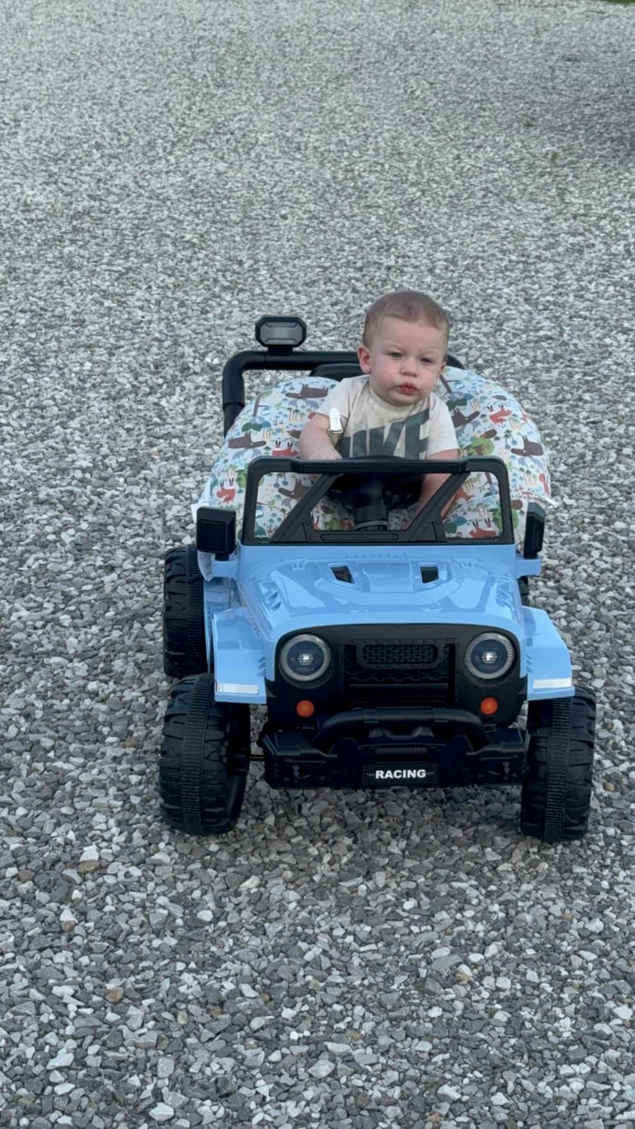 ARBELI 12V Electric Ride On Car, Toddler First Car, Blue customer photo 1