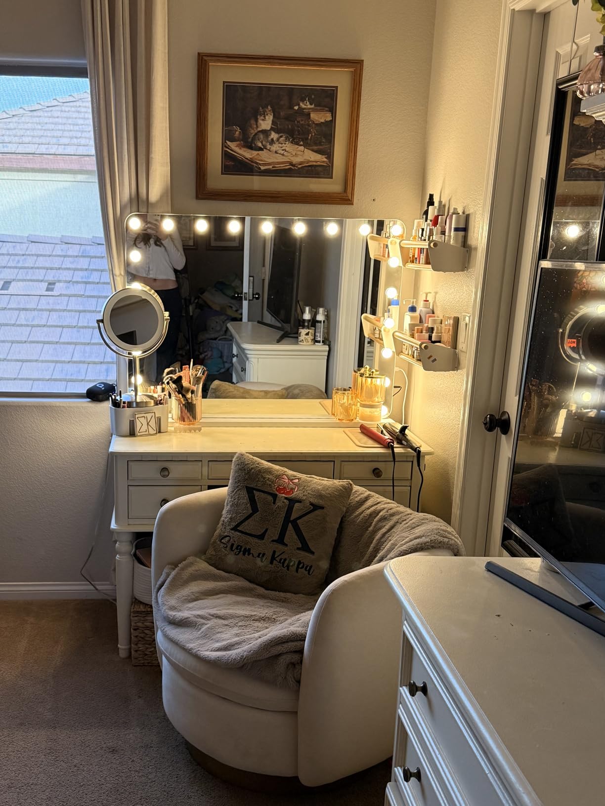 Hasipu Vanity Mirror with Lights 47