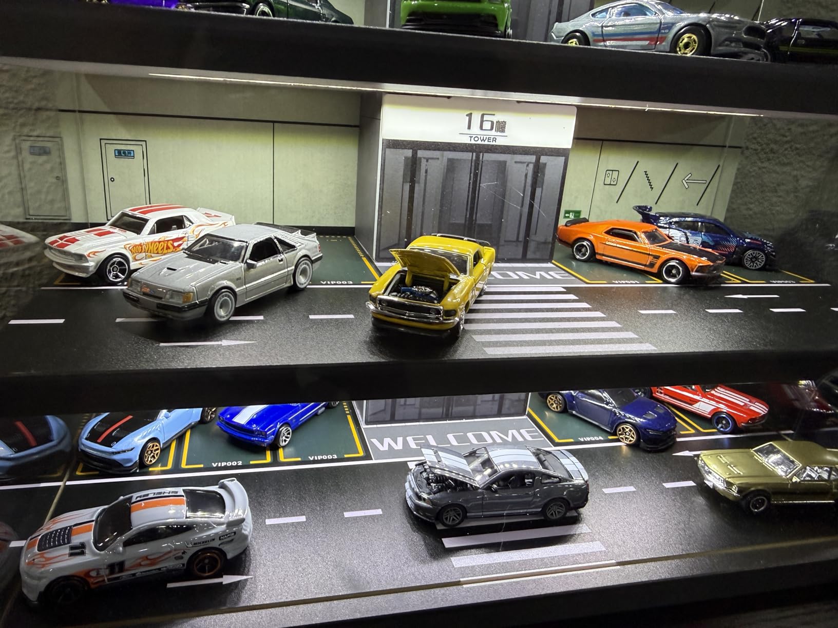 Display Case for Hot Wheels Garage & Matchbox Cars with LED Light, 1/64 Scale Diecast Toy Cars Garage, Storage Case for Hot Wheels, Parking Garage Diorama with 4 Levels Maximum 58 Cars customer photo 2