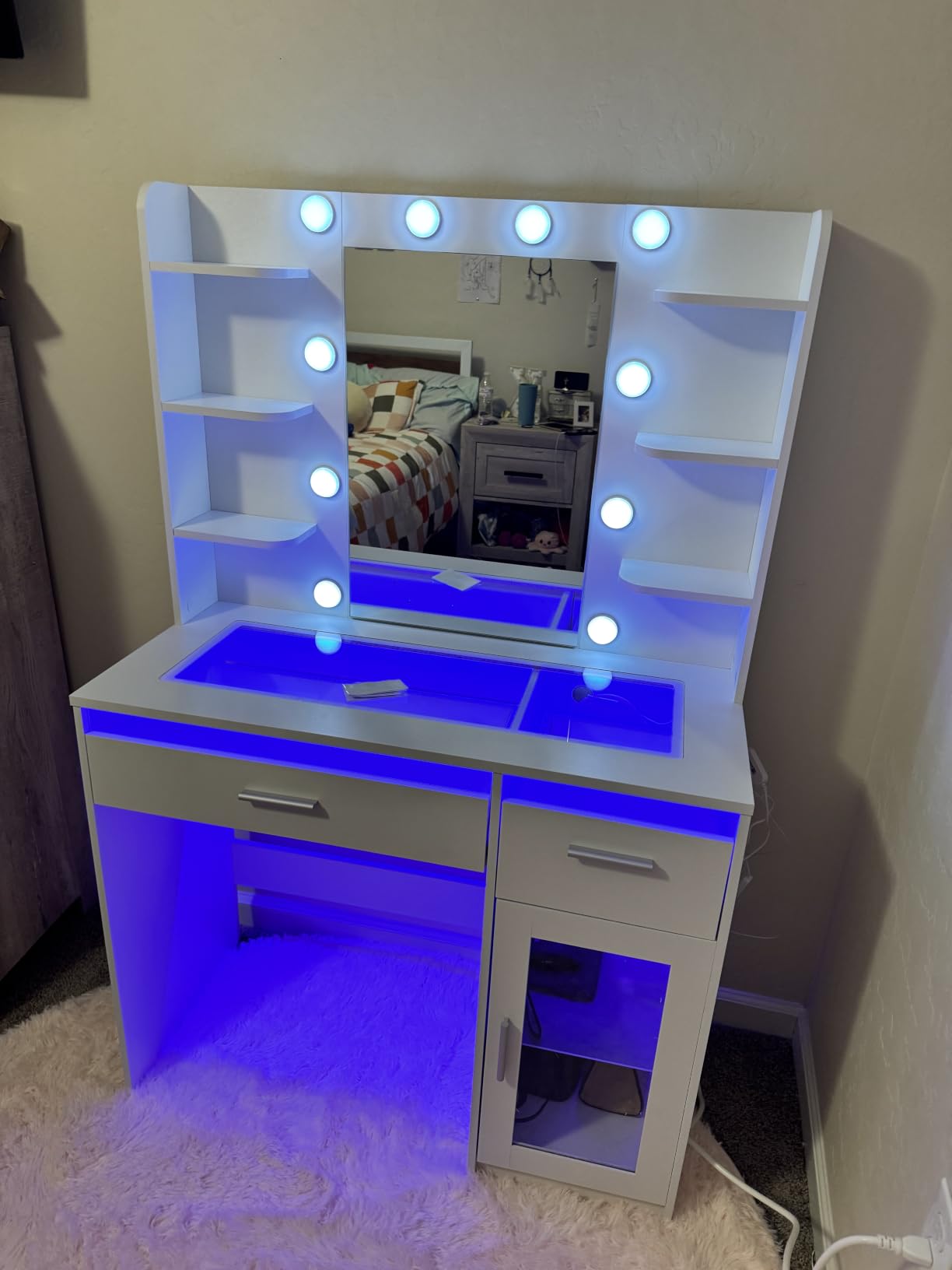 HUAHUU Vanity Desk with Mirror and Lights, Makeup Vanity Desk with Lights 3 Colors, Transparent Top Vanity with 2 RGB Drawers, 6 Shelves, Large Tempered Cabinet, Power Outlet, for Bedroom, White customer photo 1
