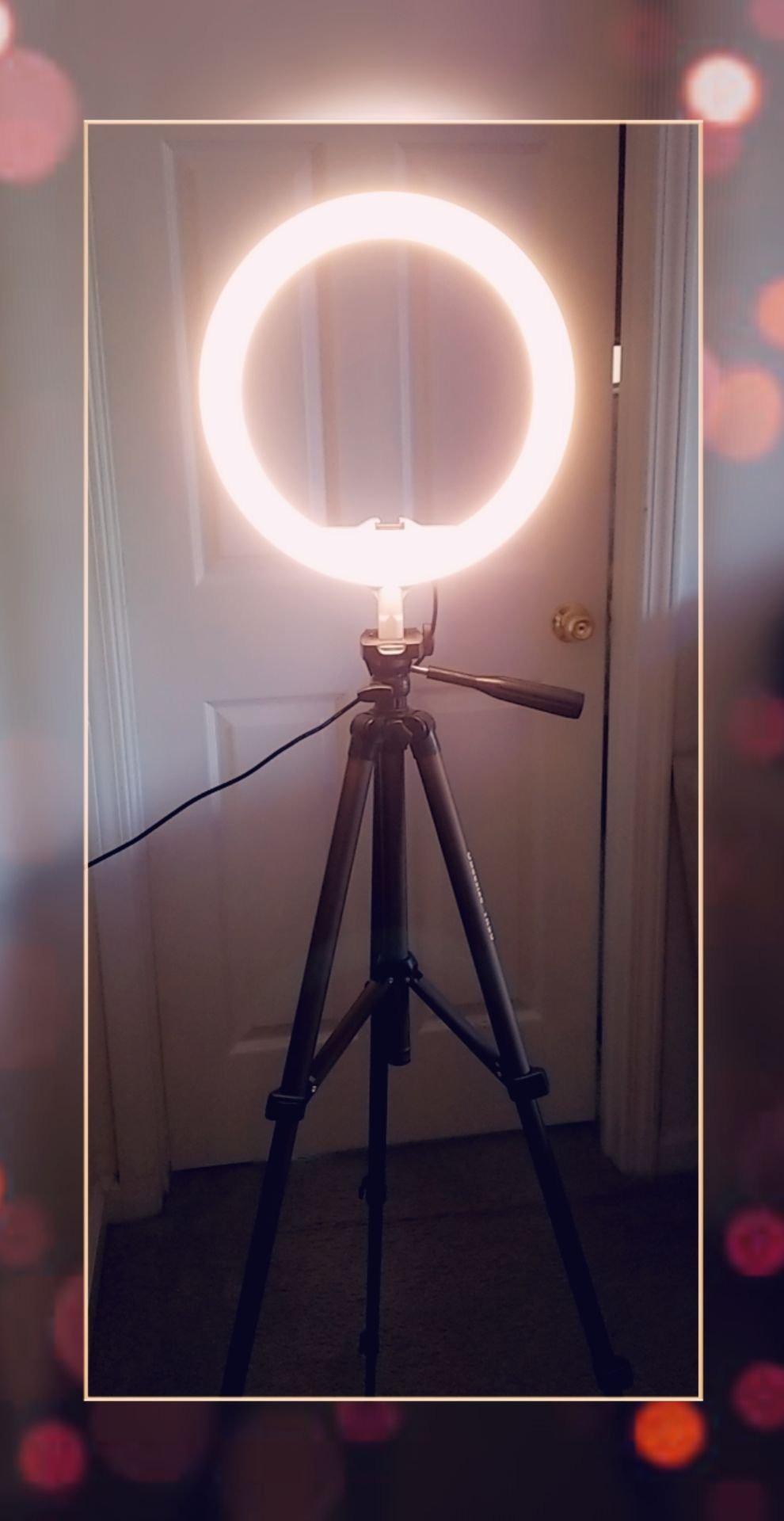 UBeesize 22'' Ring Light with 72'' Stand, 60W Large Ring Light with Phone Holder, Dimmable LED Light for Makeup Barber Stylist Tattoo YouTube TikTok Photography customer photo 2