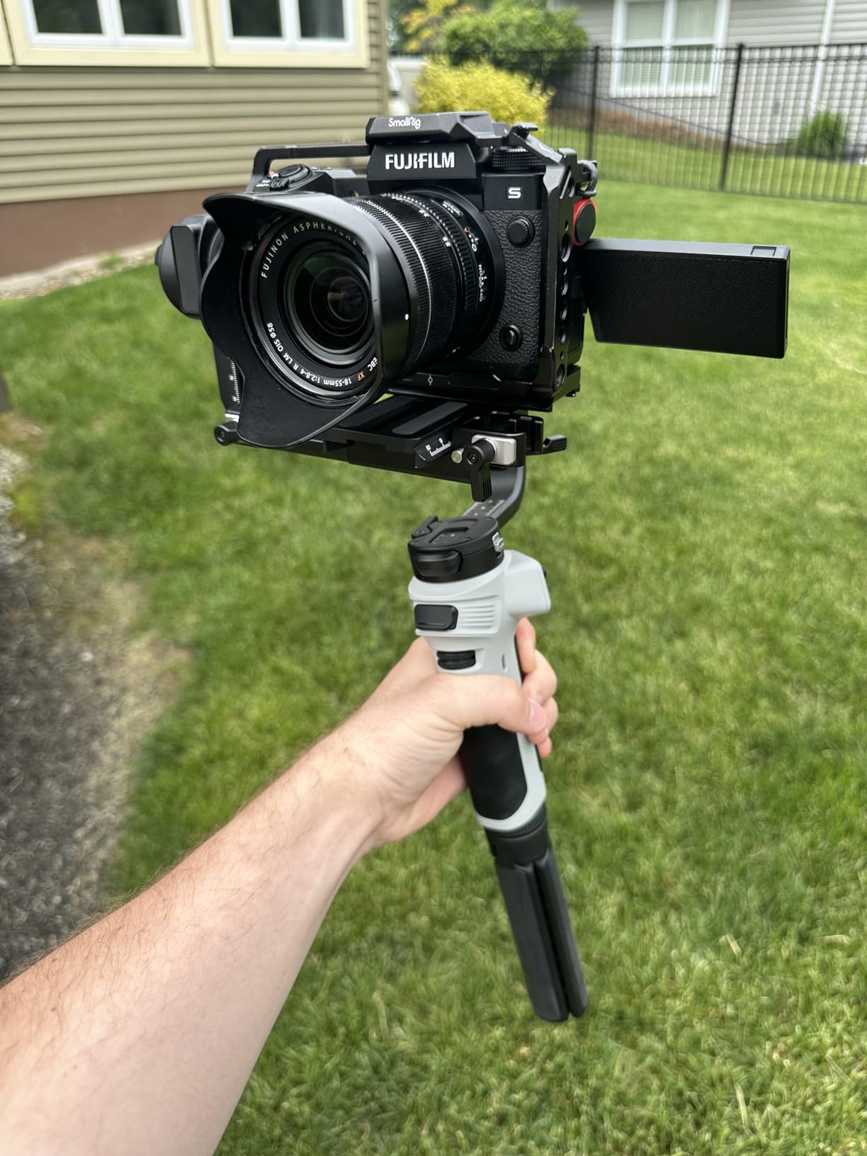 ZHIYUN CINEPEER Crane 4E 3-Axis Camera Gimbal Stabilizer for Canon Sony | Extendable Sling Grip Native Vertical Shooting Handheld Camera Gimbal for Canon/Sony/Panasonic/Nikon customer photo 1
