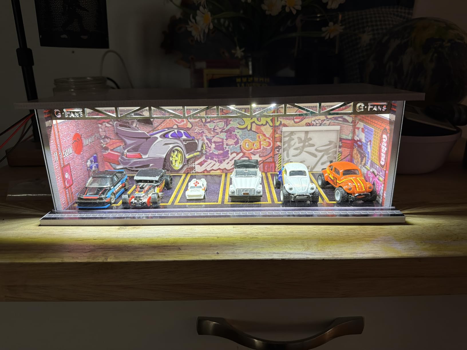 1/64 Scale Hot die-cast Wheels Model car scenarios Display case with LED Light and Acrylic Cover, Scenes Parking lot Diorama Storage Garage Box with 6 Parking Spaces (JDM) customer photo 2