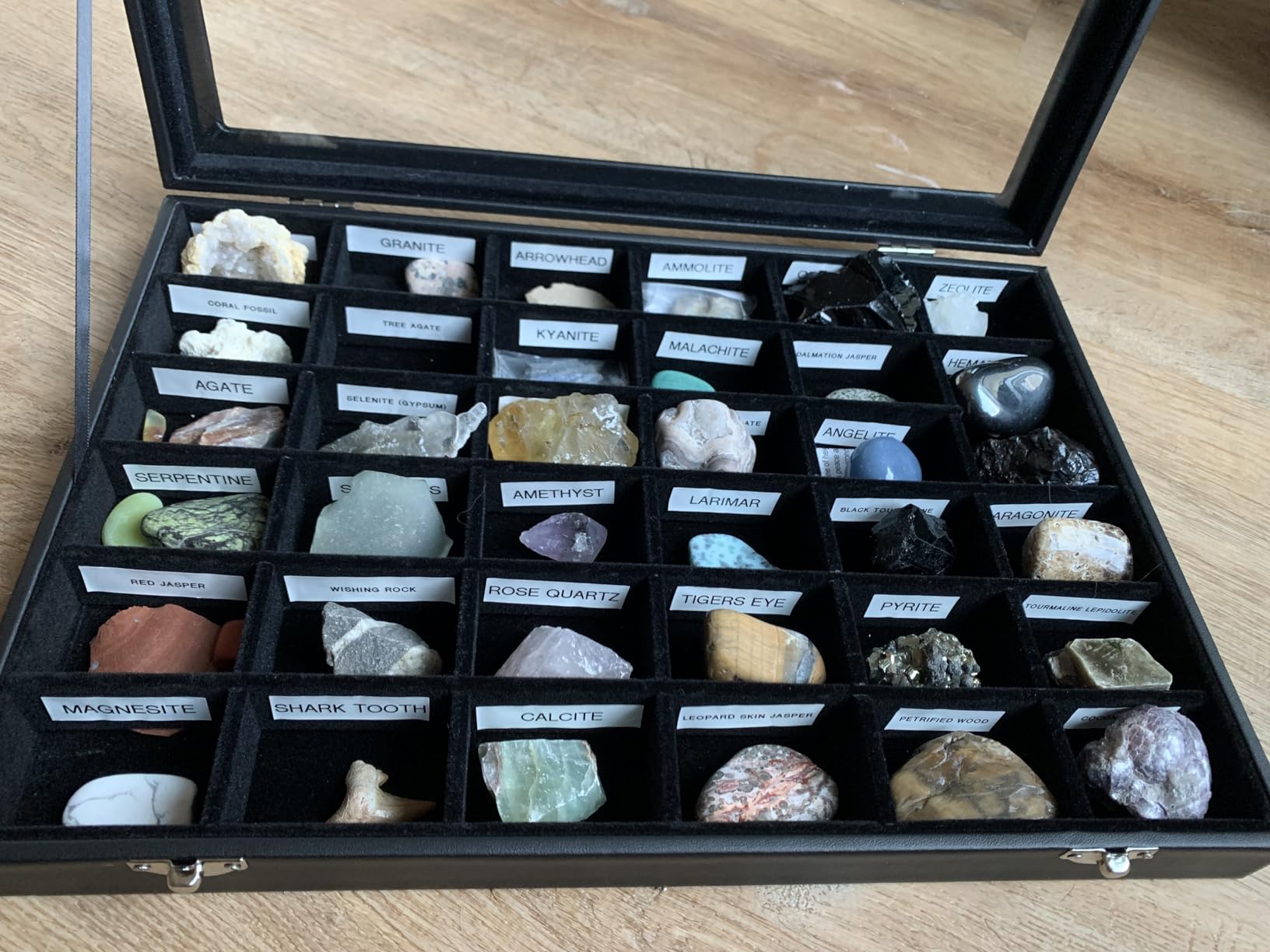 Rock Collection Display Case, 120 Grid Storage Organizer for Collectibles | Sturdy PP rock display case, dust-proof door design, large capacity organizer for crystals, gemstones, and small jewelry customer photo 1