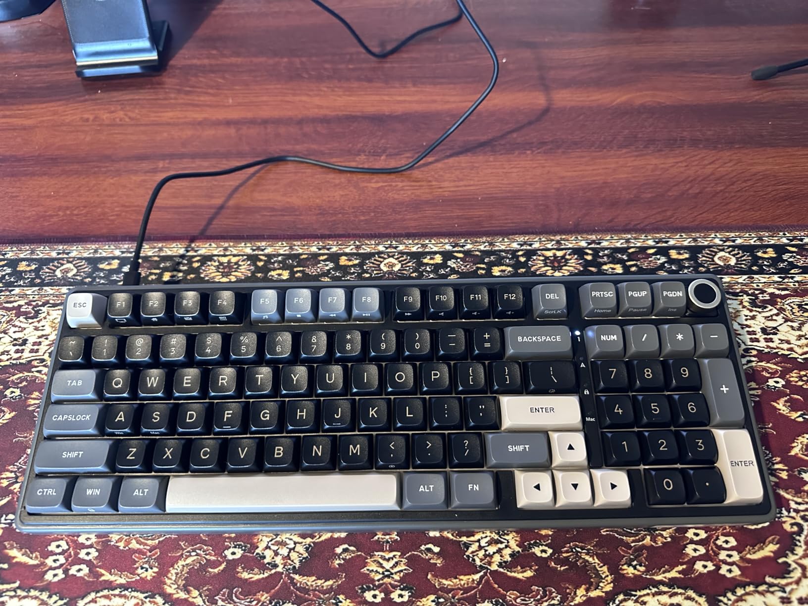 RK ROYAL KLUDGE R98 Pro Wired Mechanical Keyboard, 96% Creamy Gaming Keyboard RGB Backlit with Number Pad and Volume Knob, Gasket Mount, MDA Profile PBT Keycaps, Hot Swappable Pre-lubed Linear Switch customer photo 2