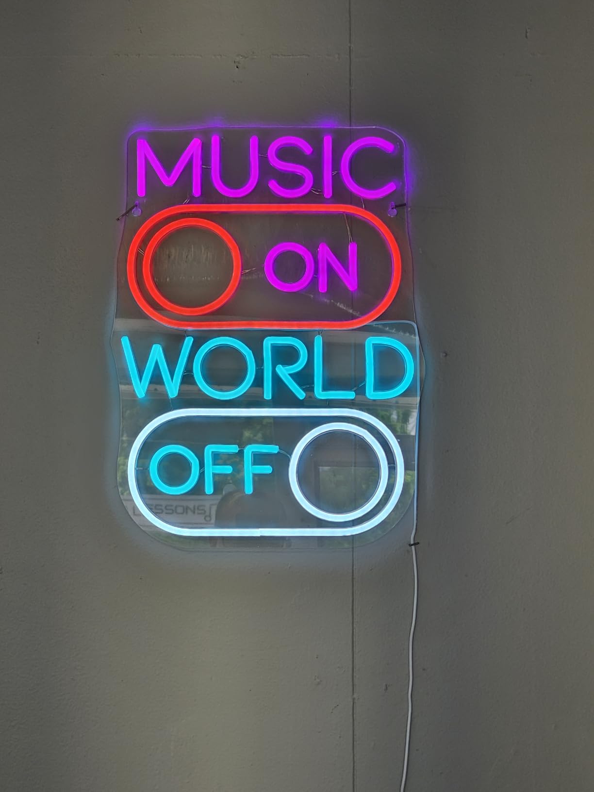 Horseneon Music World Neon Sign LED Neon Lights for Wall Decor - Neon Sign Light Up Sign for Music Studio, Bar, Club, Party, or Home Decor Gift for Sing Lovers customer photo 1