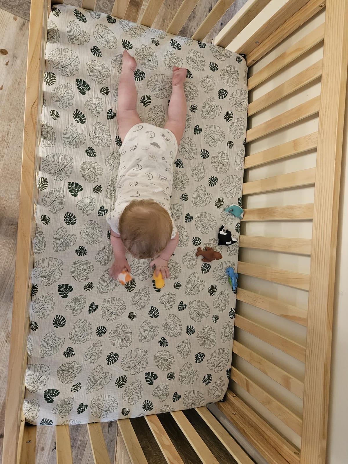 Delta Children Essex 4-in-1 Convertible Crib - Greenguard Gold Certified, Chestnut customer photo 2