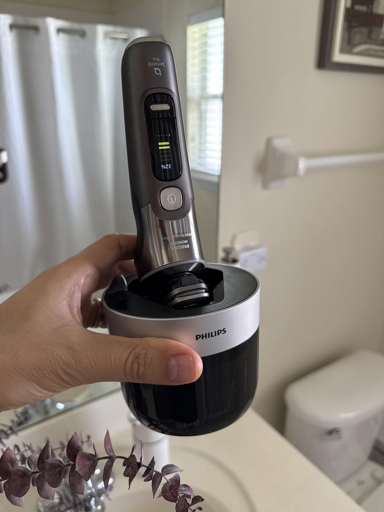 Philips Norelco i9000 Prestige Ultra Electric Shaver, Dark Slate | 360° Rotating NanoTech Precision Blades, SenseIQ Pro, 5 Shave Modes, Pressure & Motion Sensor, Quick Clean Pod, XP9402/86 customer photo 2