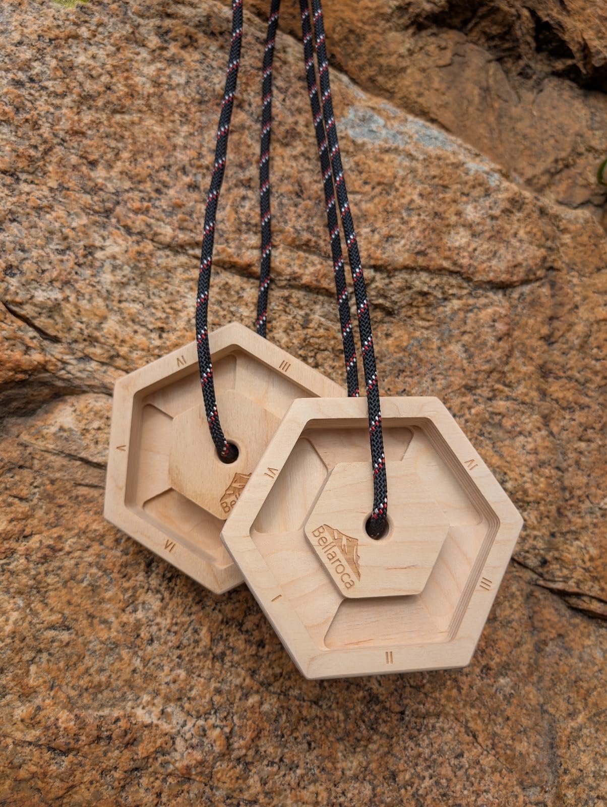 Bellaroca Portable Hangboard for Rock Climbing - Wooden Climbing Fingerboard with Adjustable Rubber Plates and 12+ Grip Combinations customer photo 1